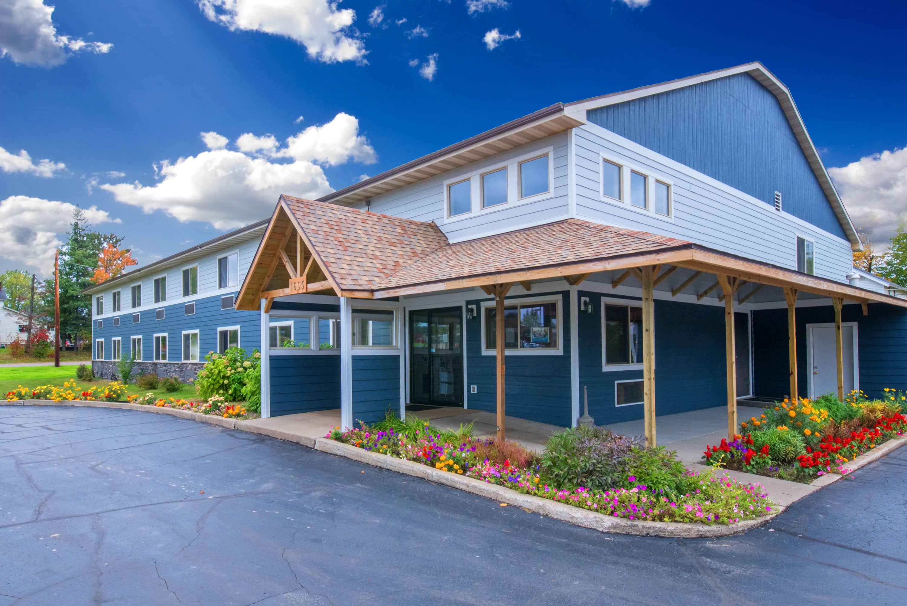 Super 8 By Wyndham Ely Minnesota Mn Hotels