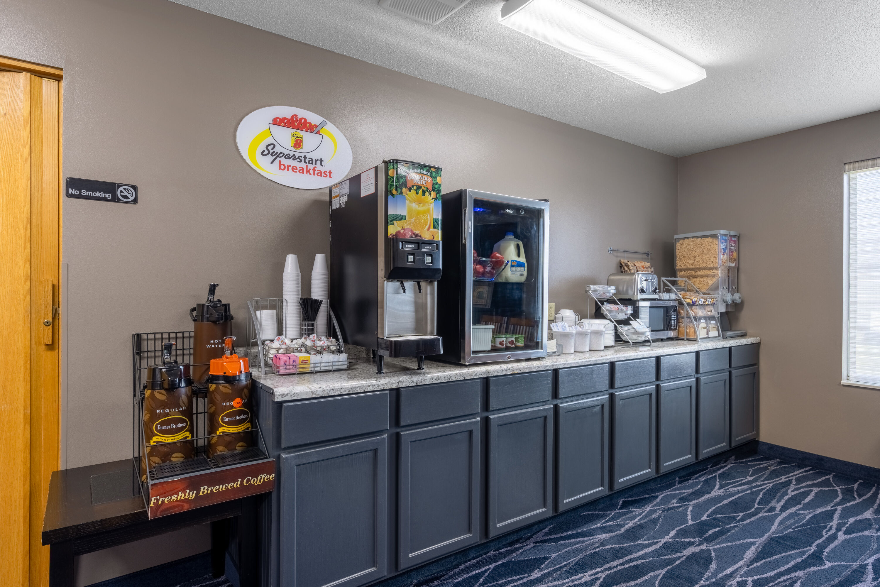 Free breakfast at Super 8 by Wyndham Jackson MN in Jackson, Minnesota