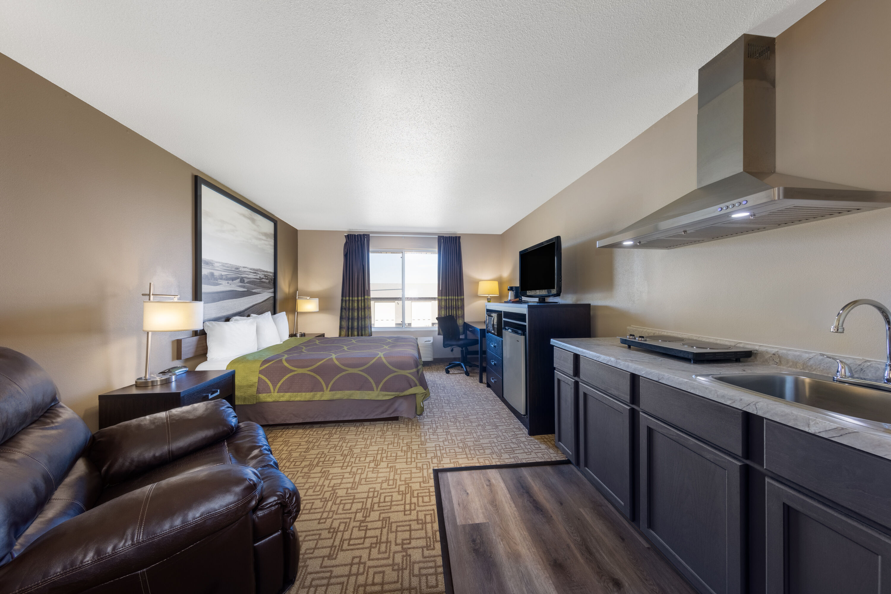 Guest room at the Super 8 by Wyndham Jackson MN in Jackson, Minnesota