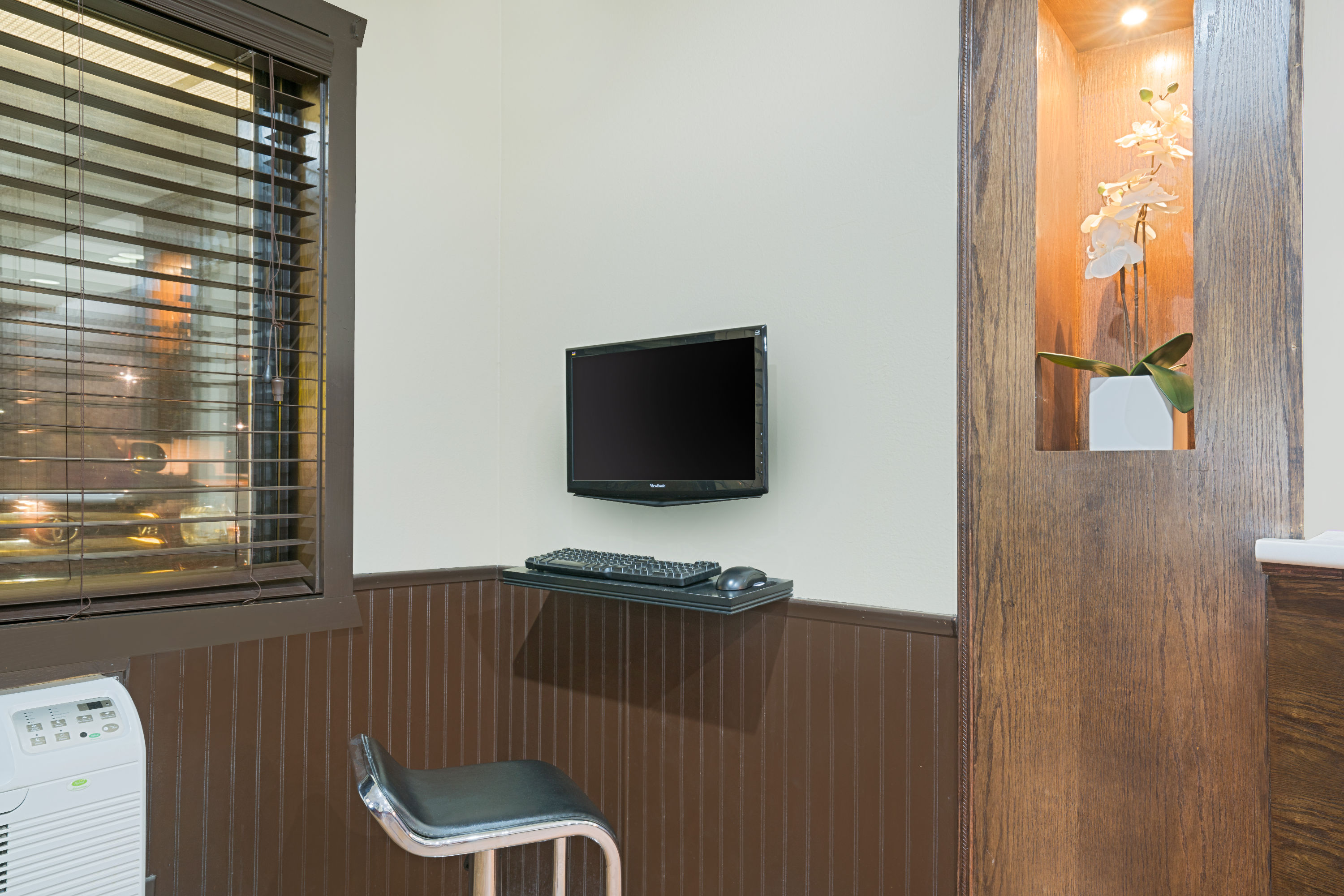 Super 8 by Wyndham Marshall MN business center in Marshall, Minnesota