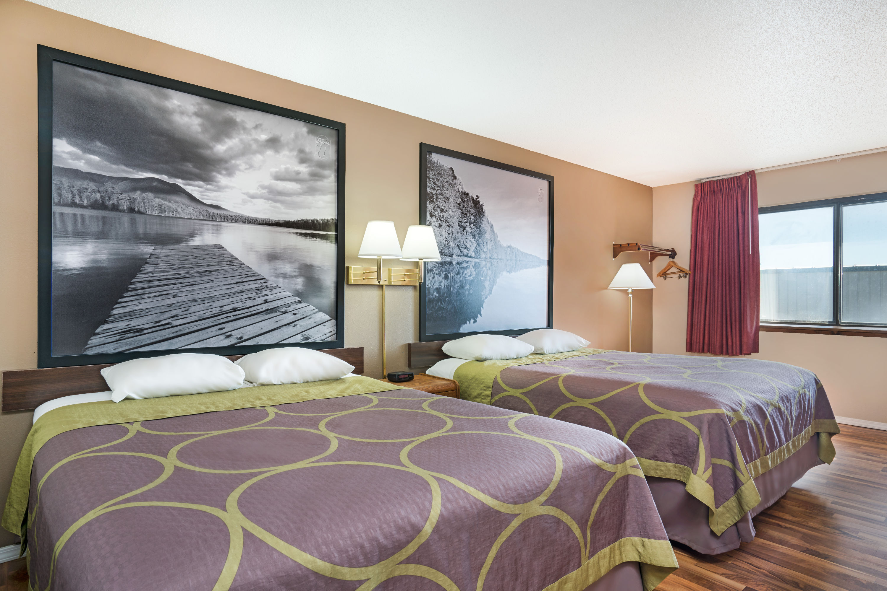 Super 8 By Wyndham Marshall Mn Marshall Mn Hotels