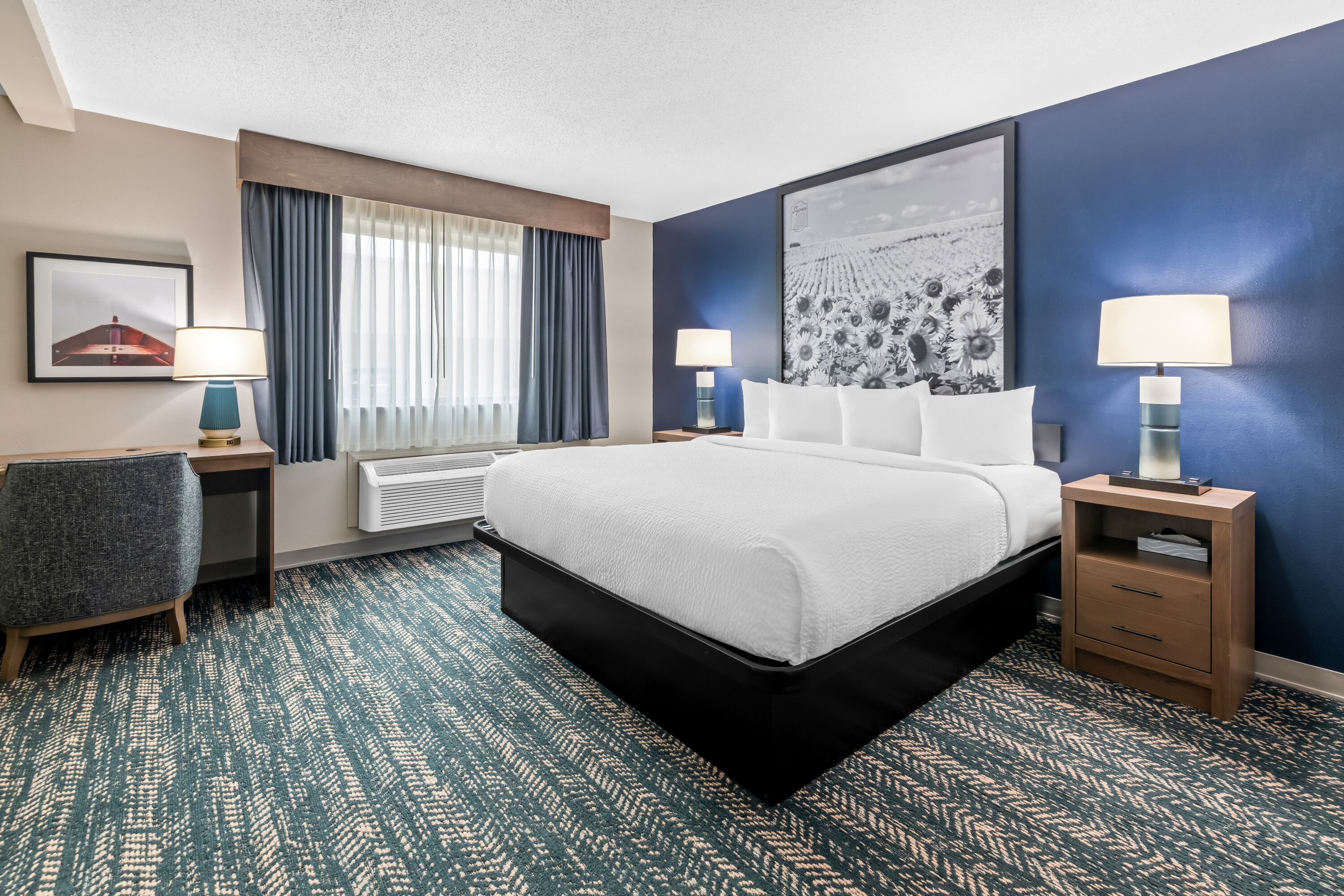 Super 8 by Wyndham Perham suite in Perham, Minnesota