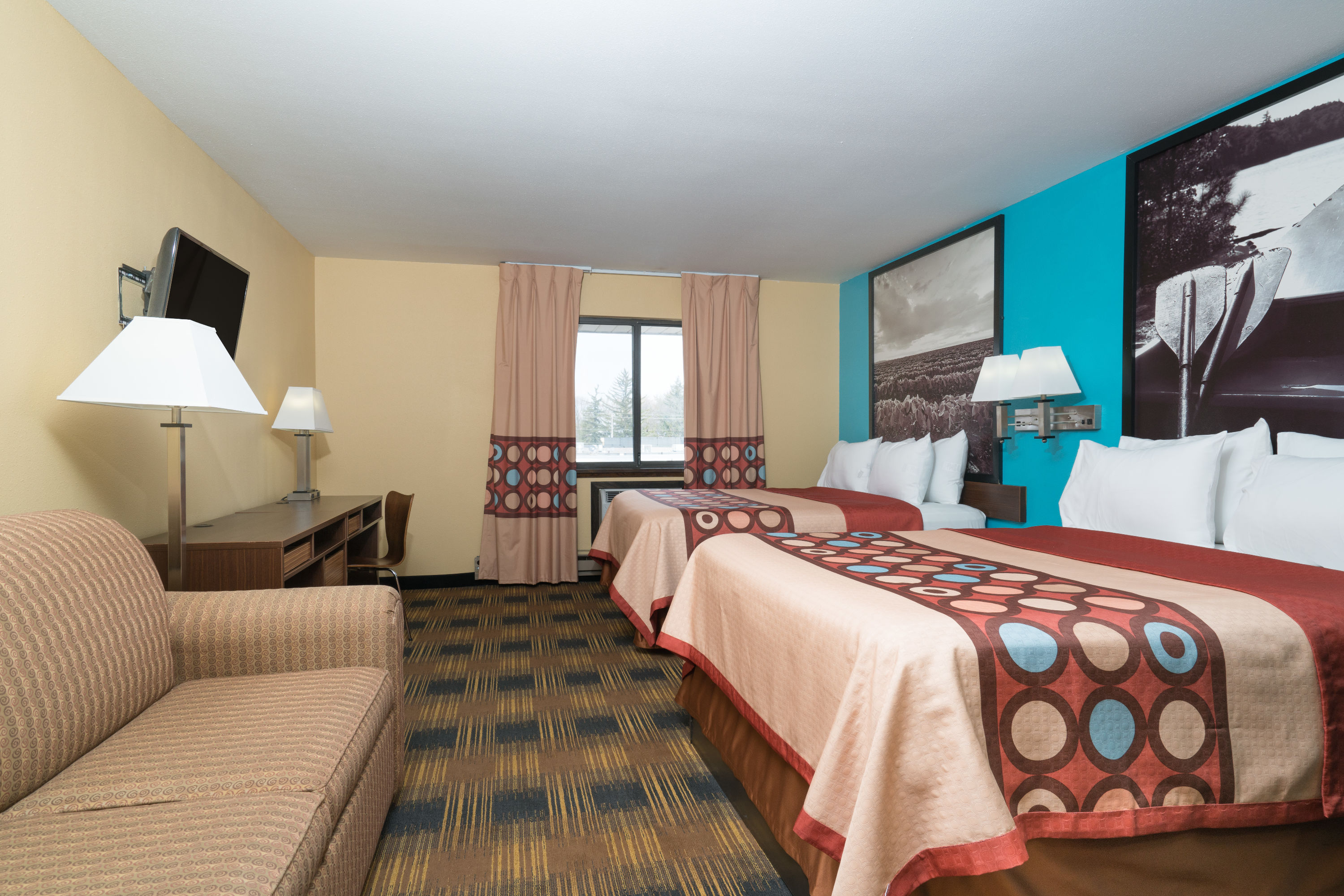Guest room at the Super 8 by Wyndham Rochester Mayo Clinic Area in Rochester, Minnesota