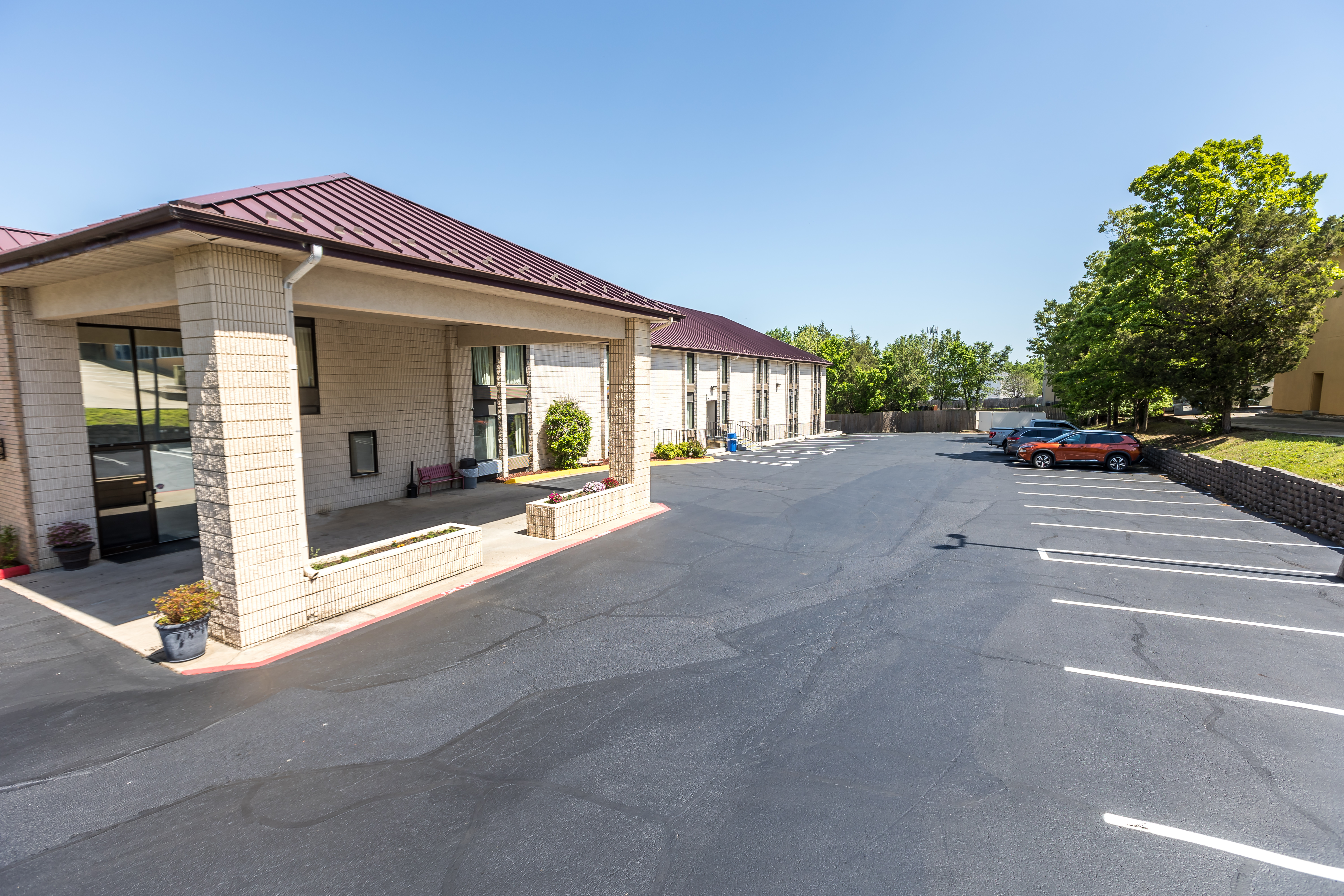 Exterior of Super 8 by Wyndham Branson/Andy Williams Theatre hotel in Branson, Missouri
