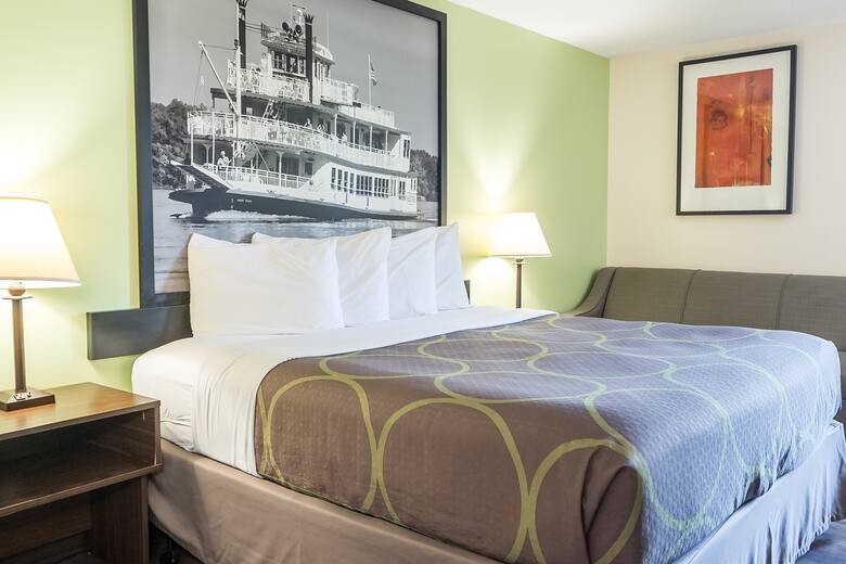 Guest room at the Super 8 Branson/Andy Williams Theatre in Branson, Missouri