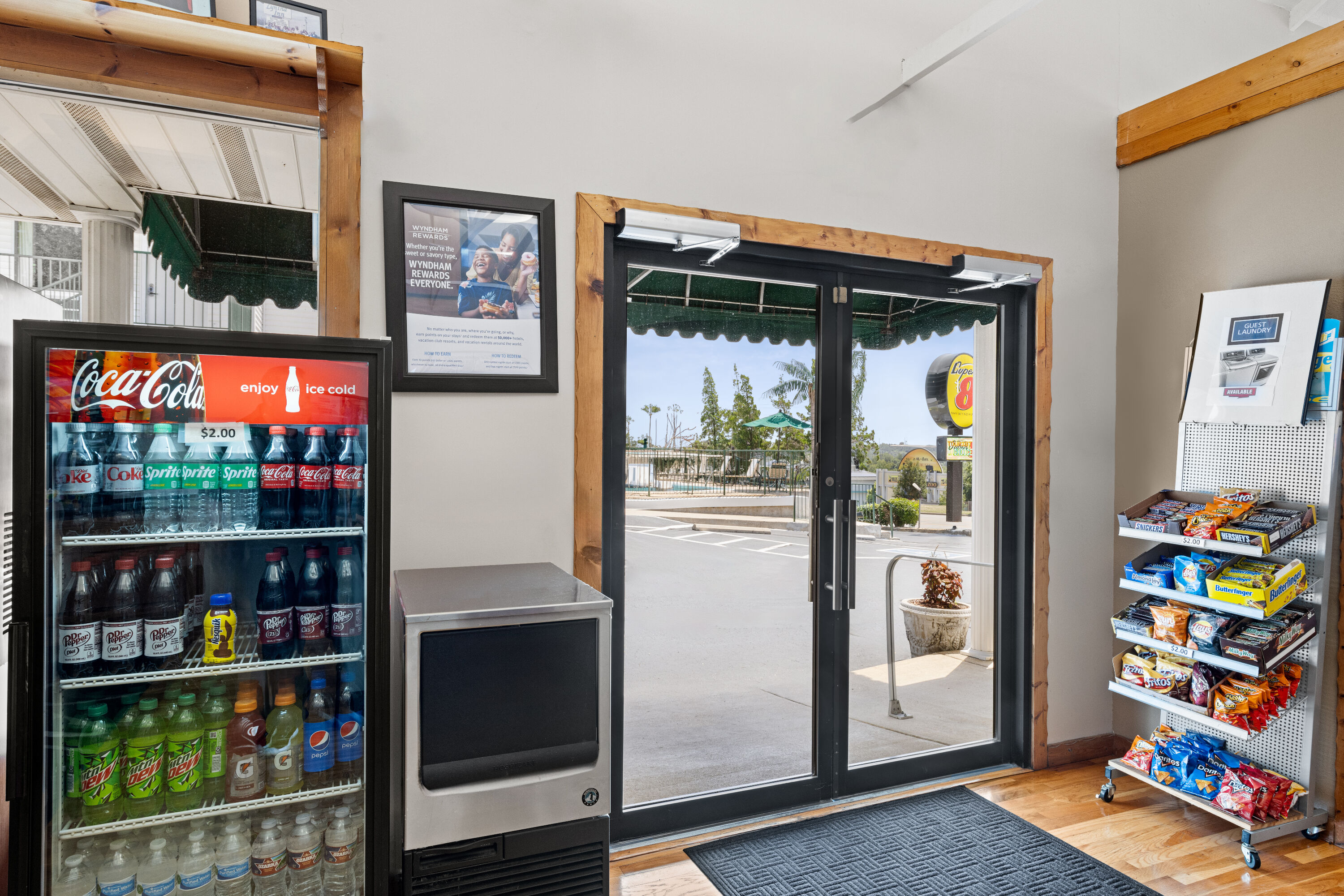 Mart at Super 8 by Wyndham Branson / Shepherd of the Hills Exwy in Branson, Missouri