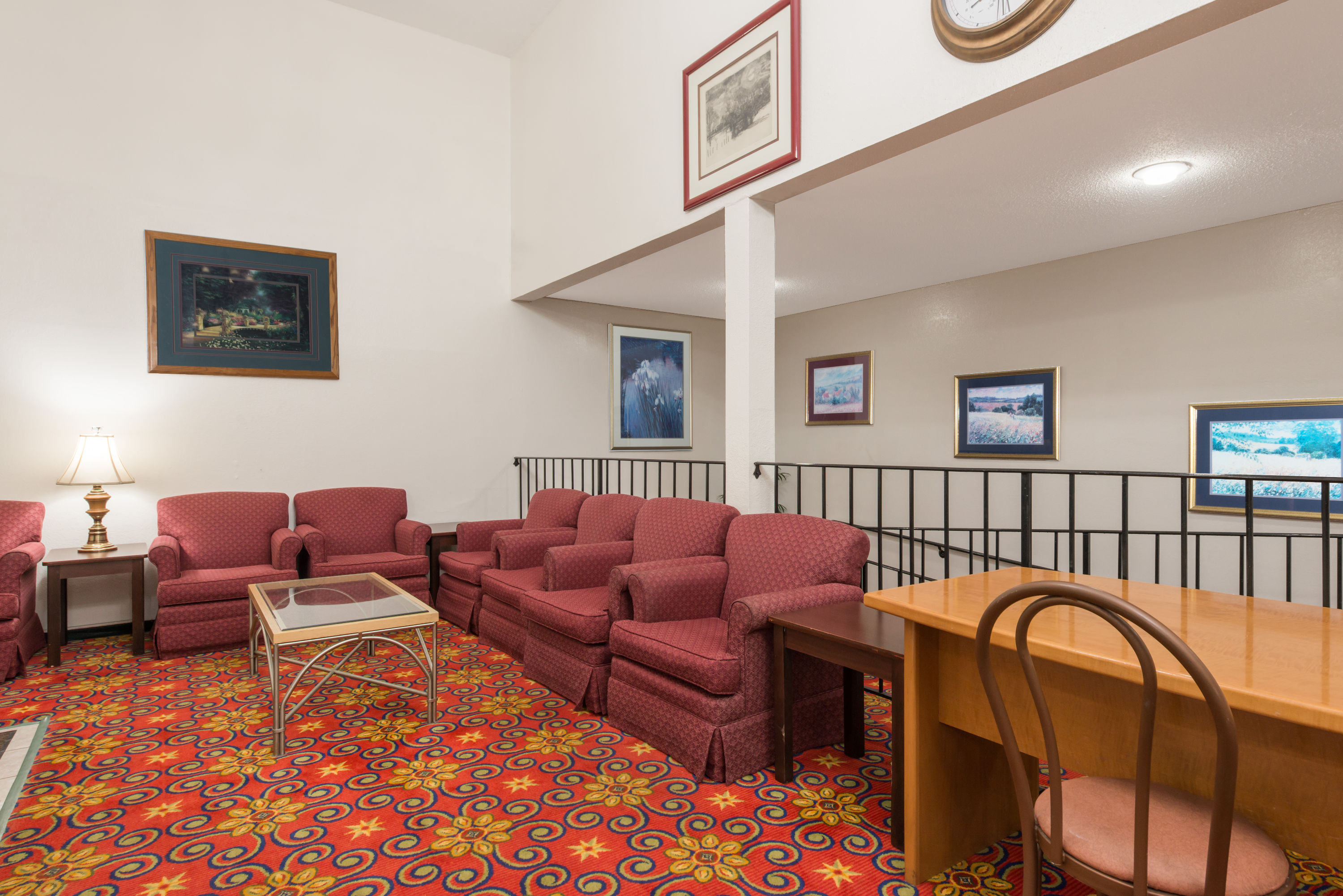 Super 8 By Wyndham Bridgeton Arpt St Louis Area