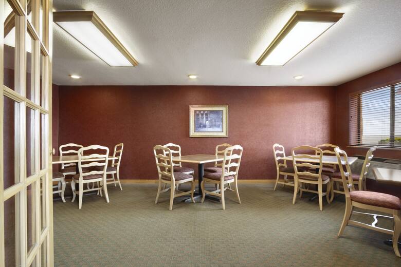 Meeting room at Super 8 Cuba in Cuba, Missouri