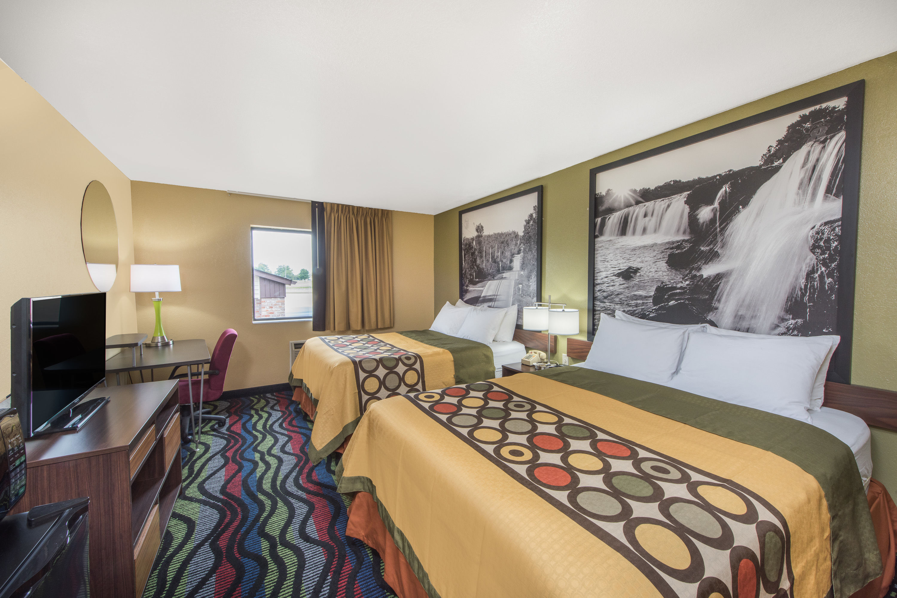 Super 8 By Wyndham Farmington Farmington Mo Hotels