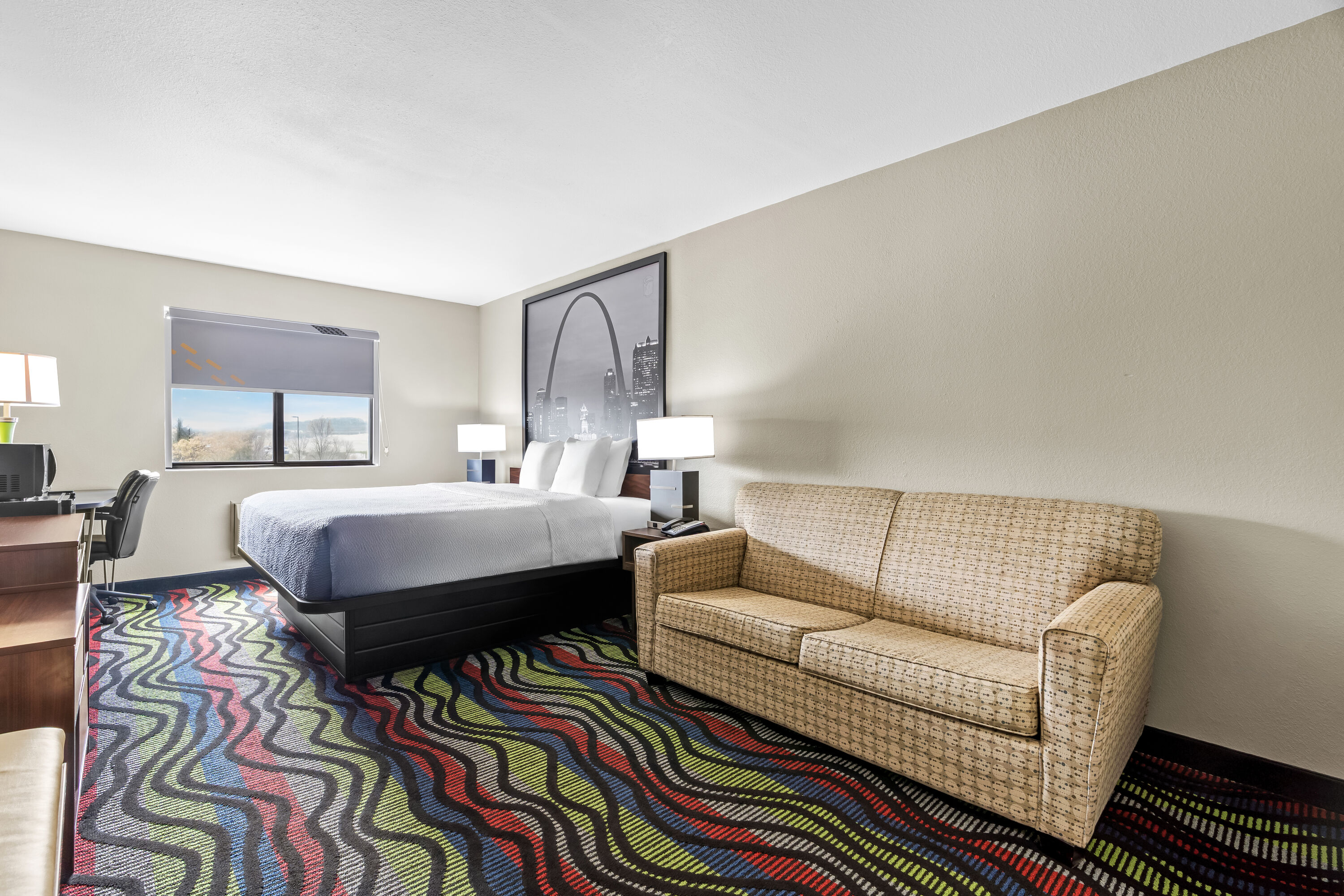 Super 8 by Wyndham Farmington suite in Farmington, Missouri