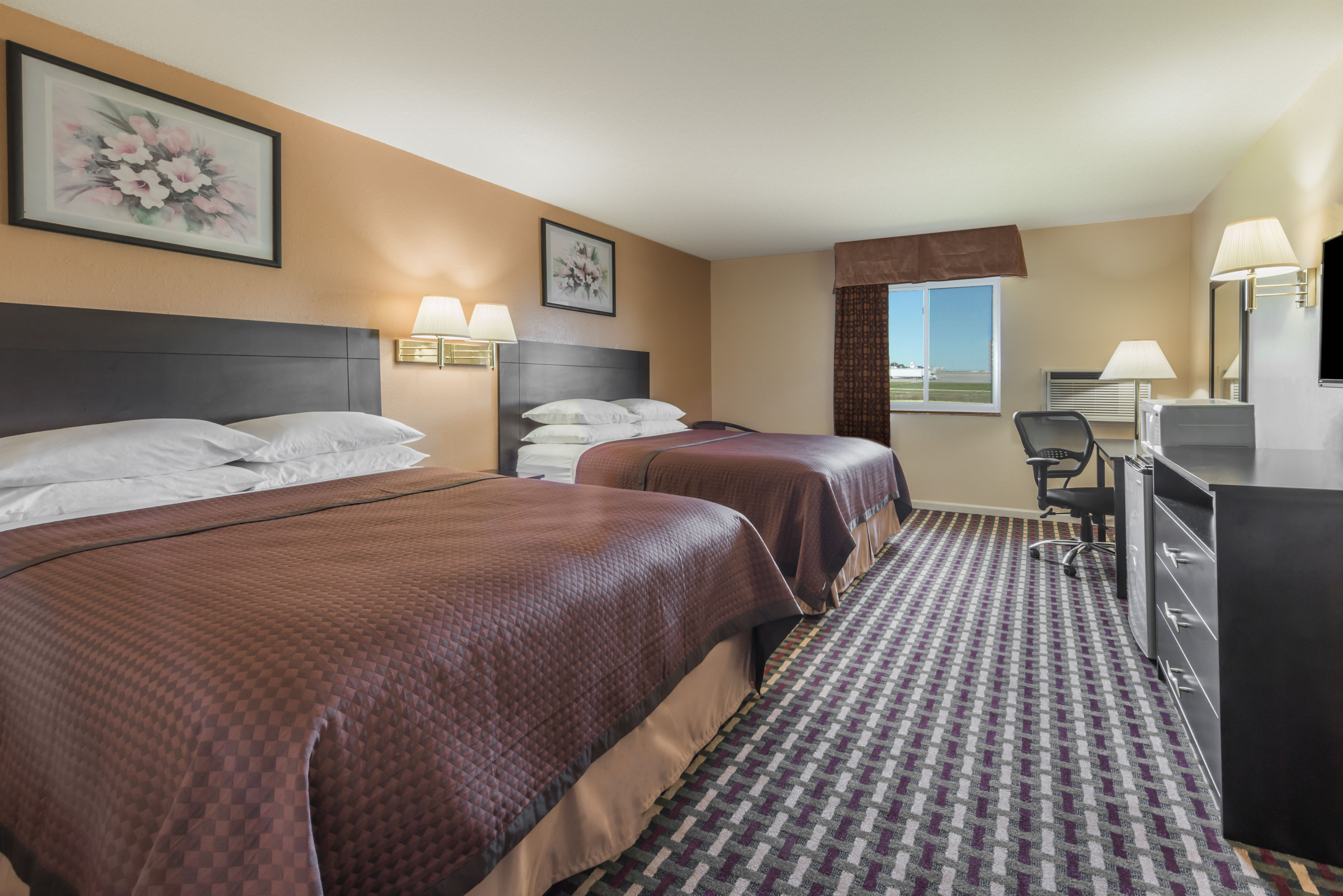 Super 8 By Wyndham Higginsville Higginsville Mo Hotels