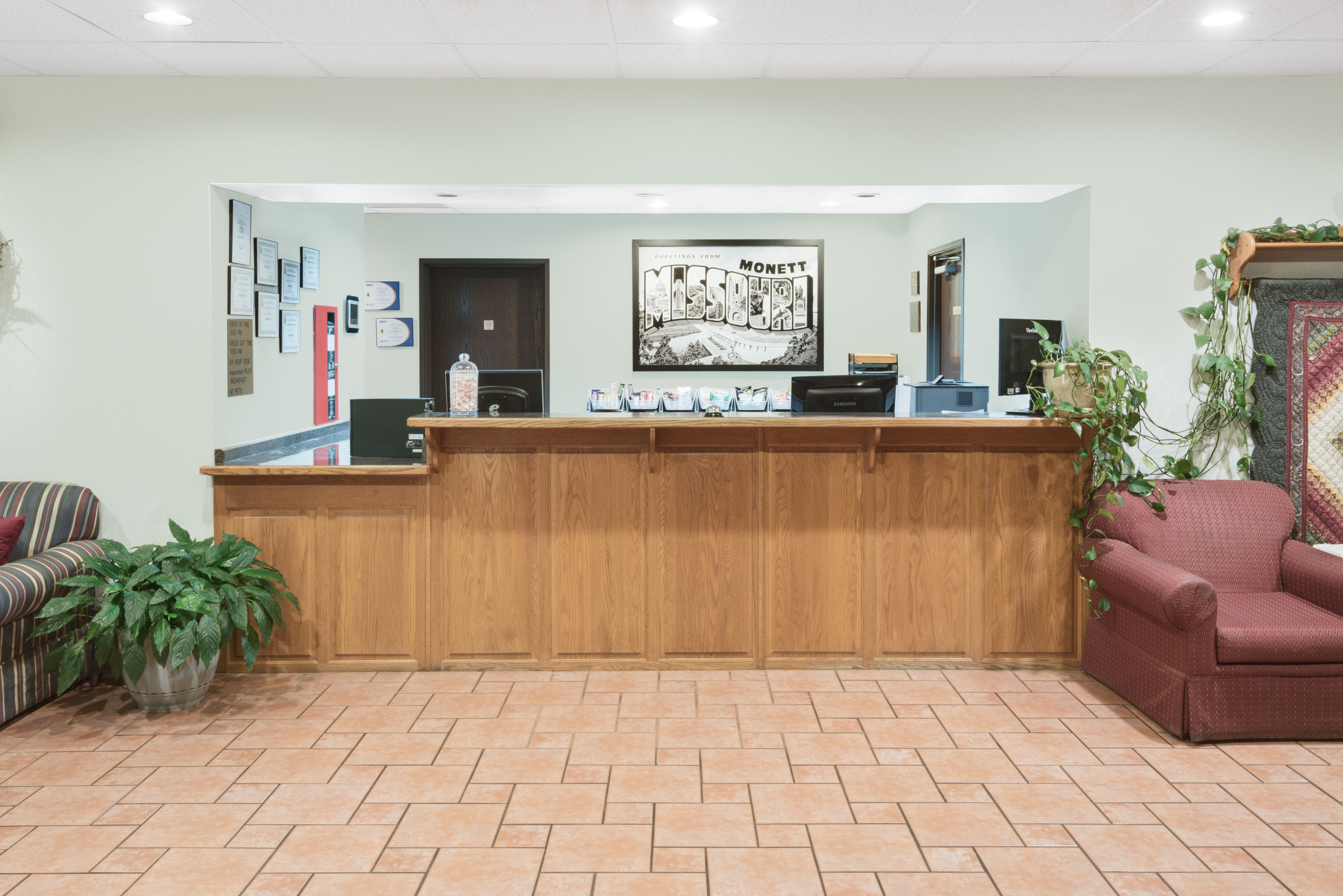Super 8 by Wyndham MO Hotels