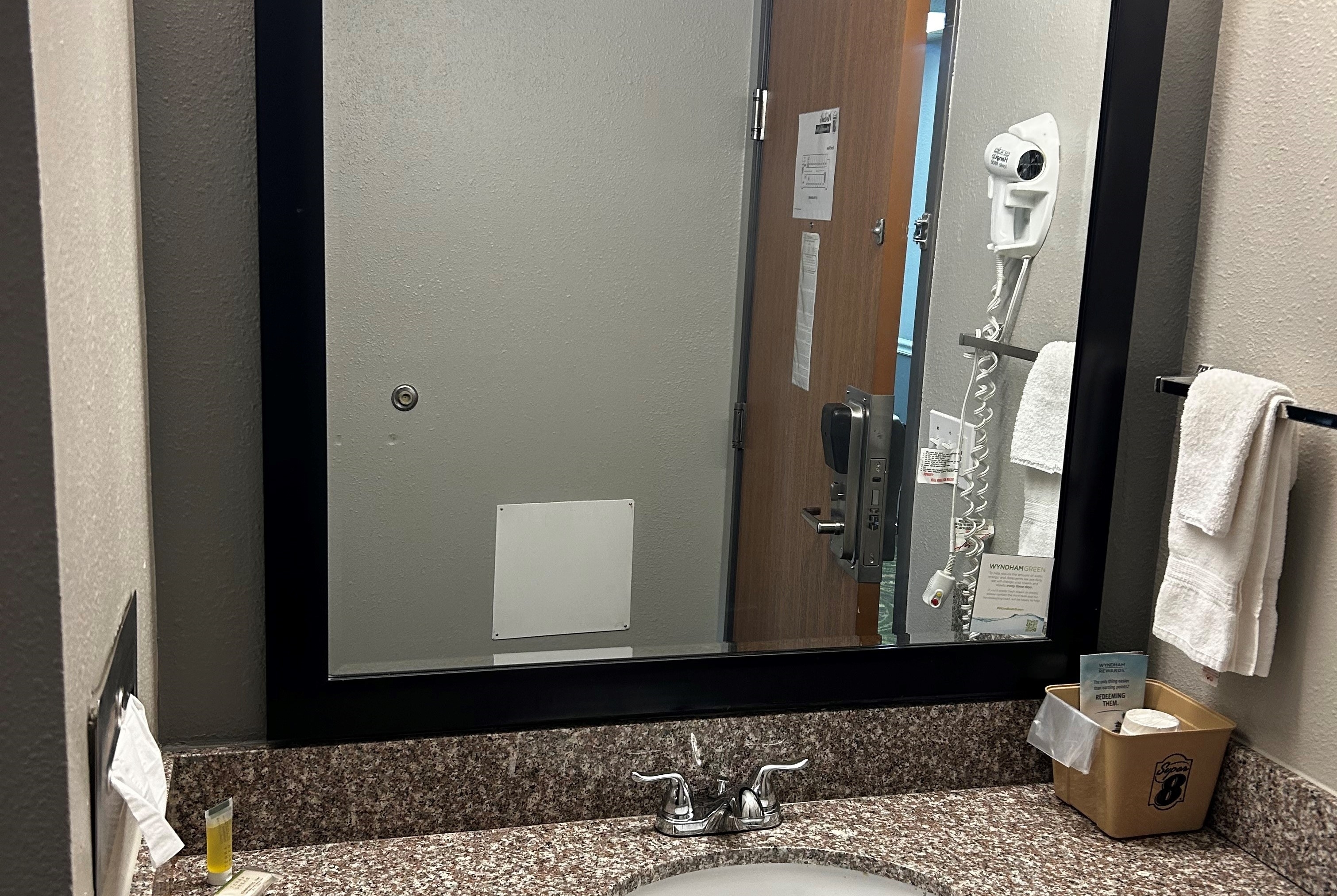 Guest room bath at the Super 8 by Wyndham Mound City in Mound City, Missouri