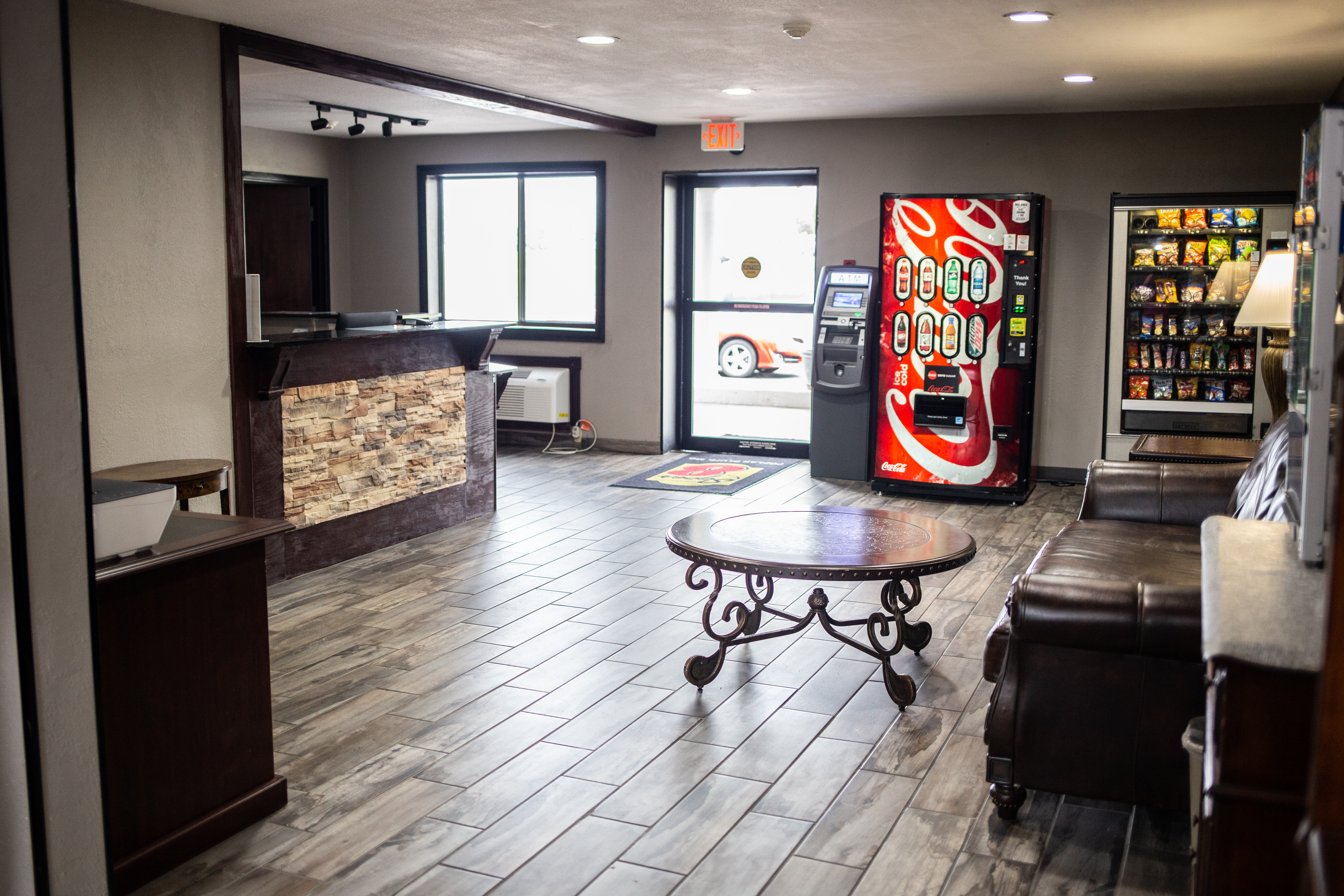 Super 8 By Wyndham Poplar Bluff Missouri Poplar Bluff Mo Hotels