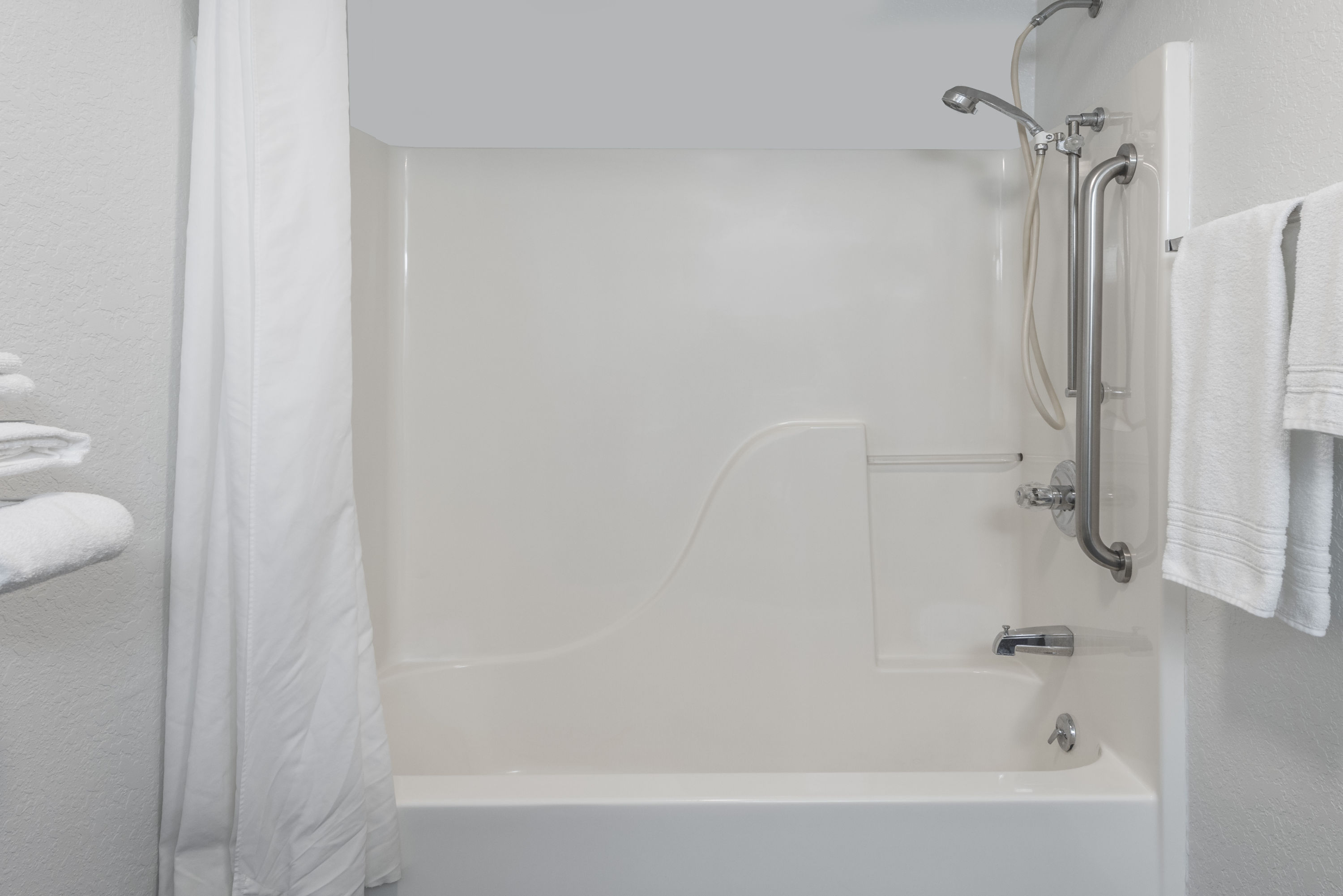 Guest room at the Super 8 by Wyndham Potosi in Potosi, Missouri