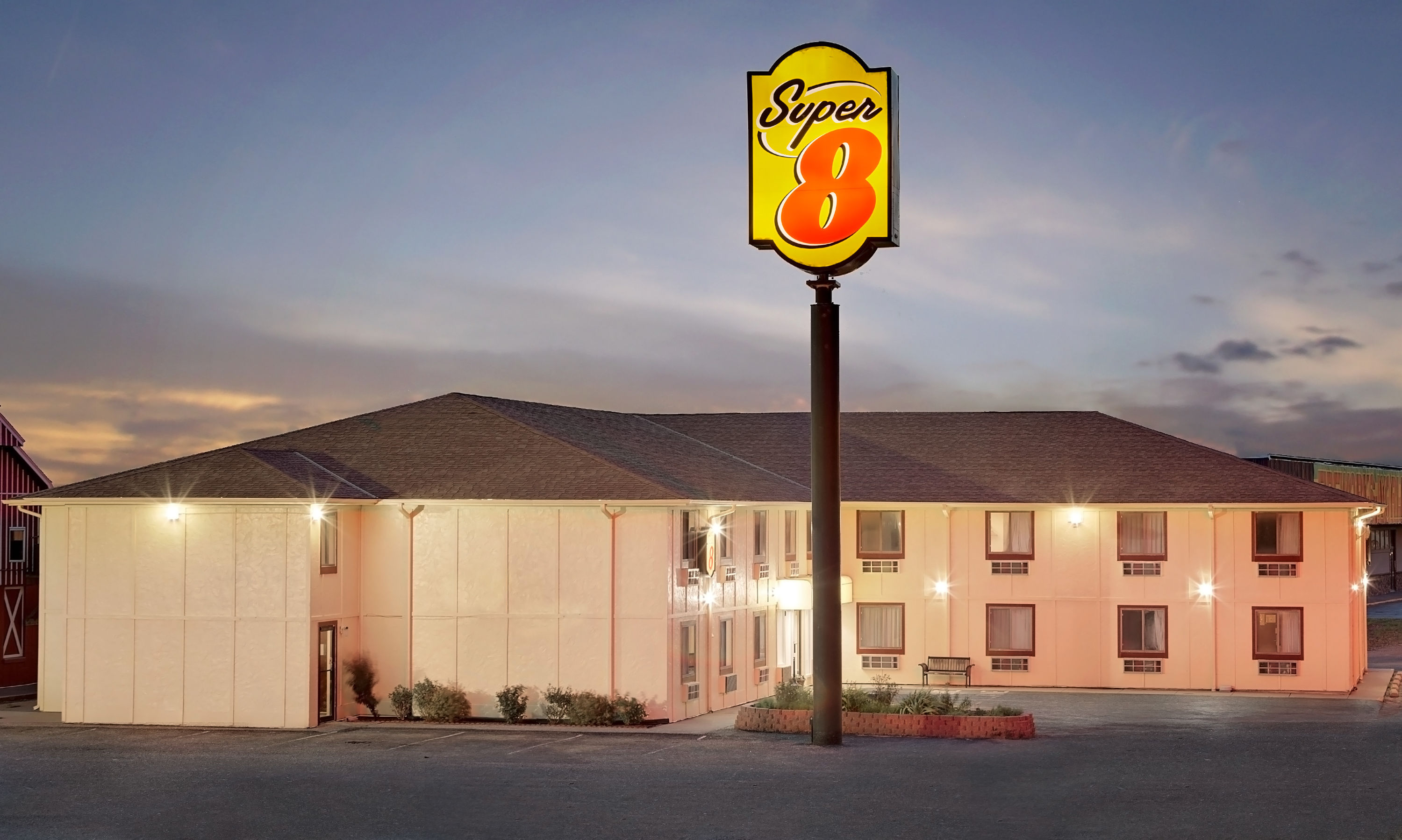 Super 8 by Wyndham Rock Port MO Rock Port, MO Hotels