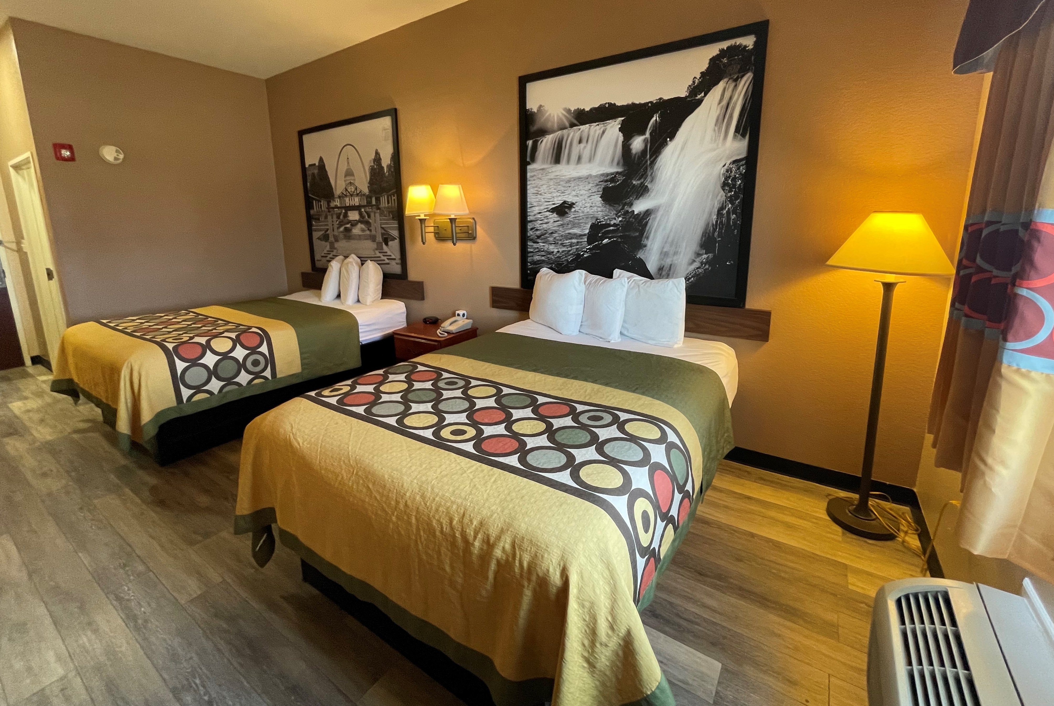 Guest room at the Super 8 by Wyndham Rolla in Rolla, Missouri