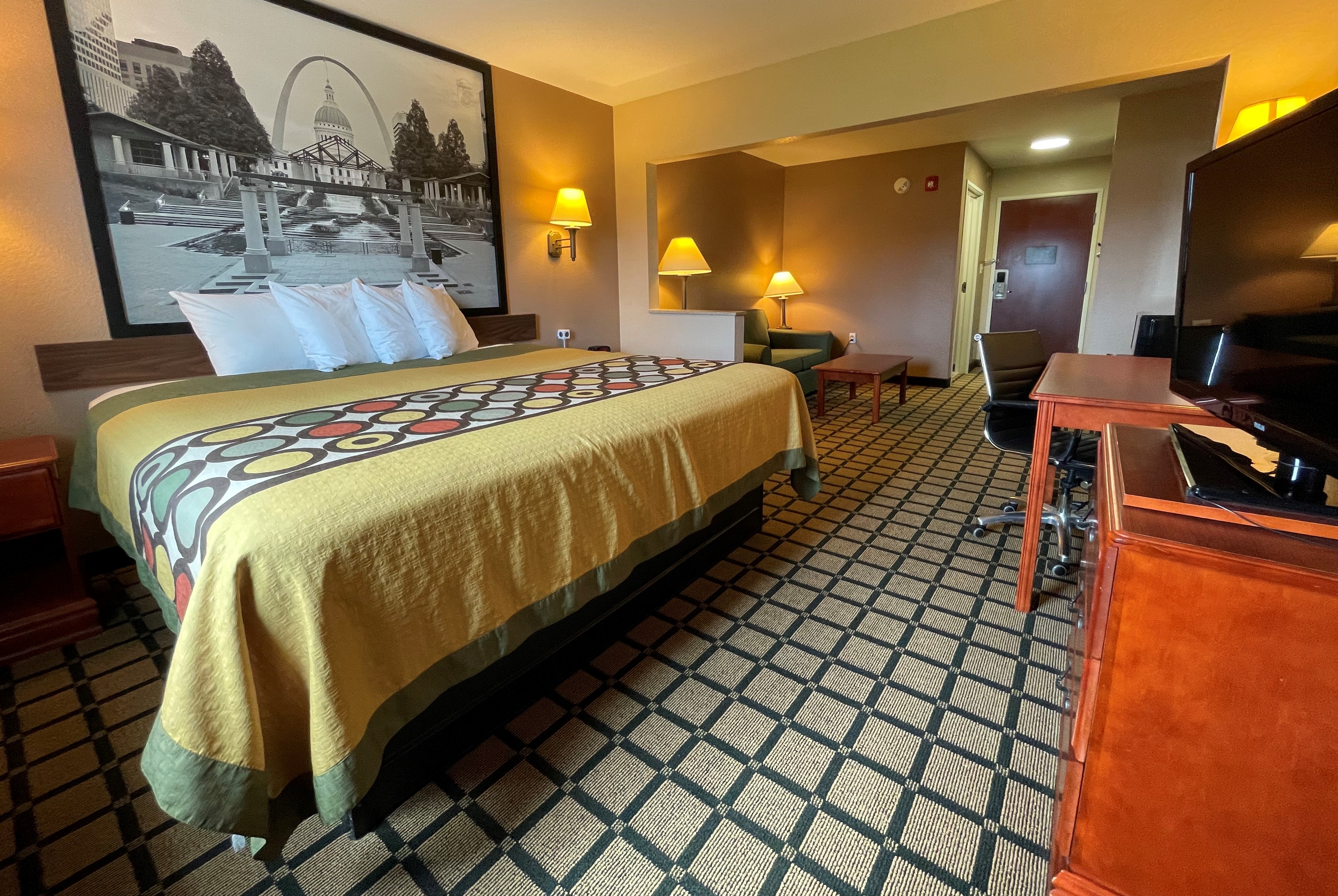 Guest room at the Super 8 by Wyndham Rolla in Rolla, Missouri