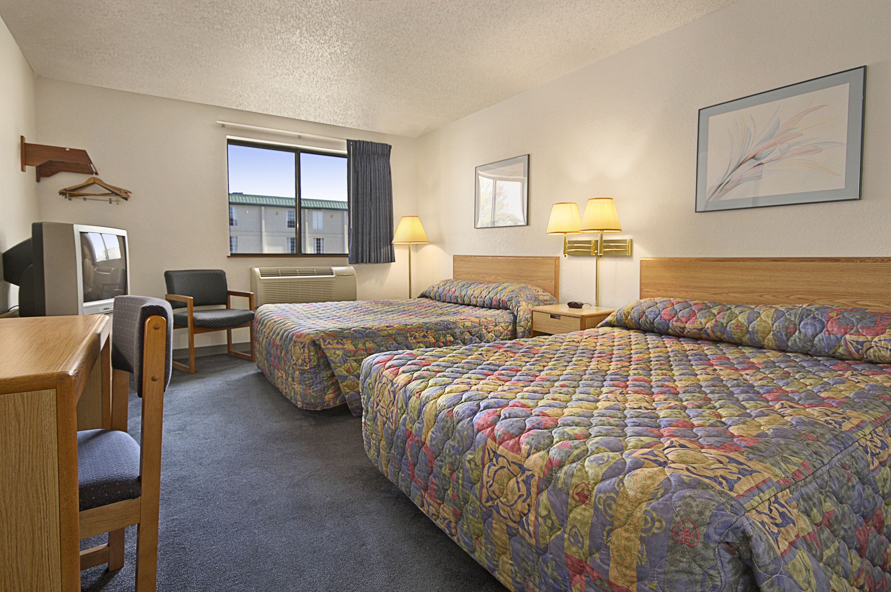 Super 8 By Wyndham Springfield North I 44 Springfield