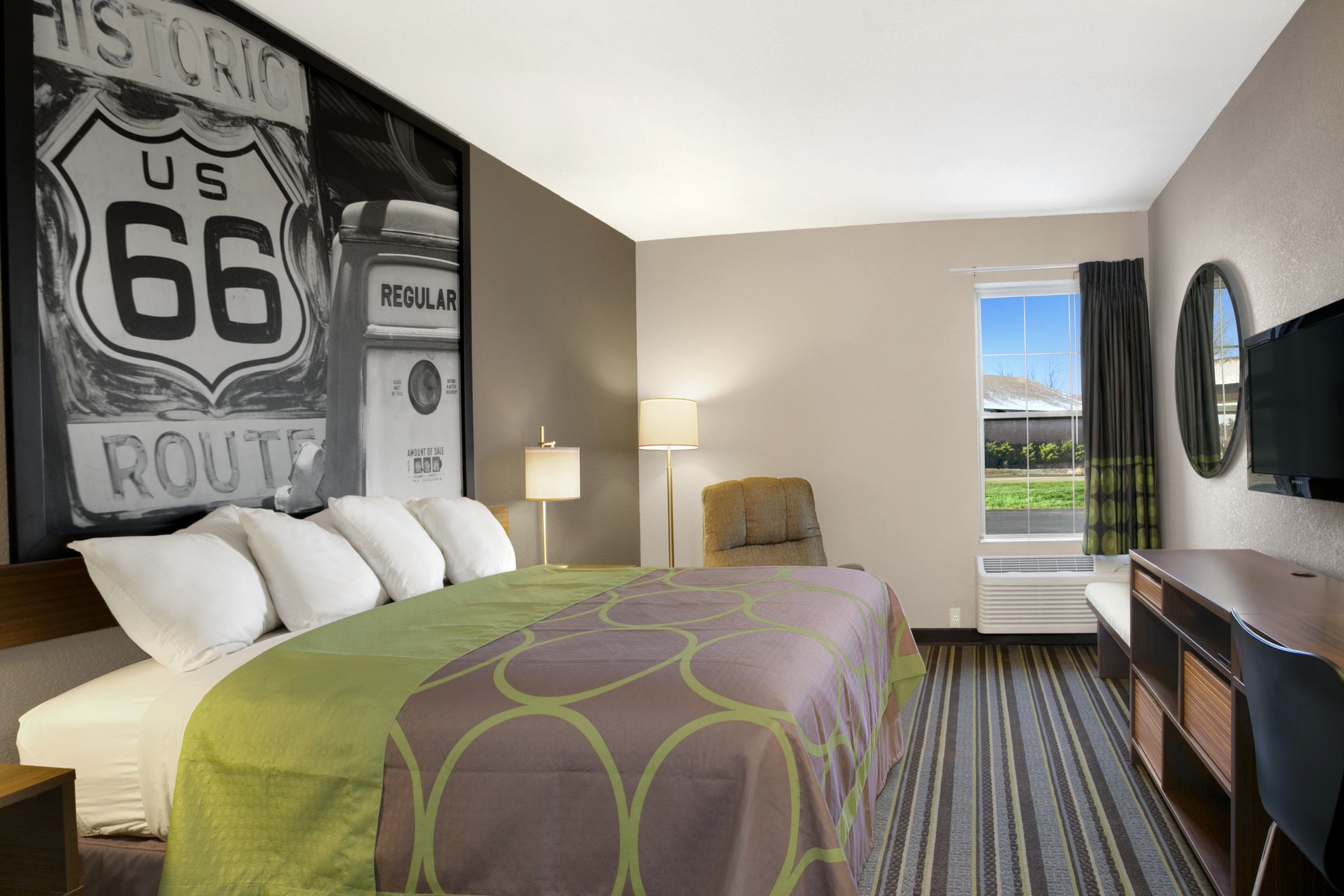 Guest room at the Super 8 by Wyndham Strafford/Springfield Area in Strafford, Missouri