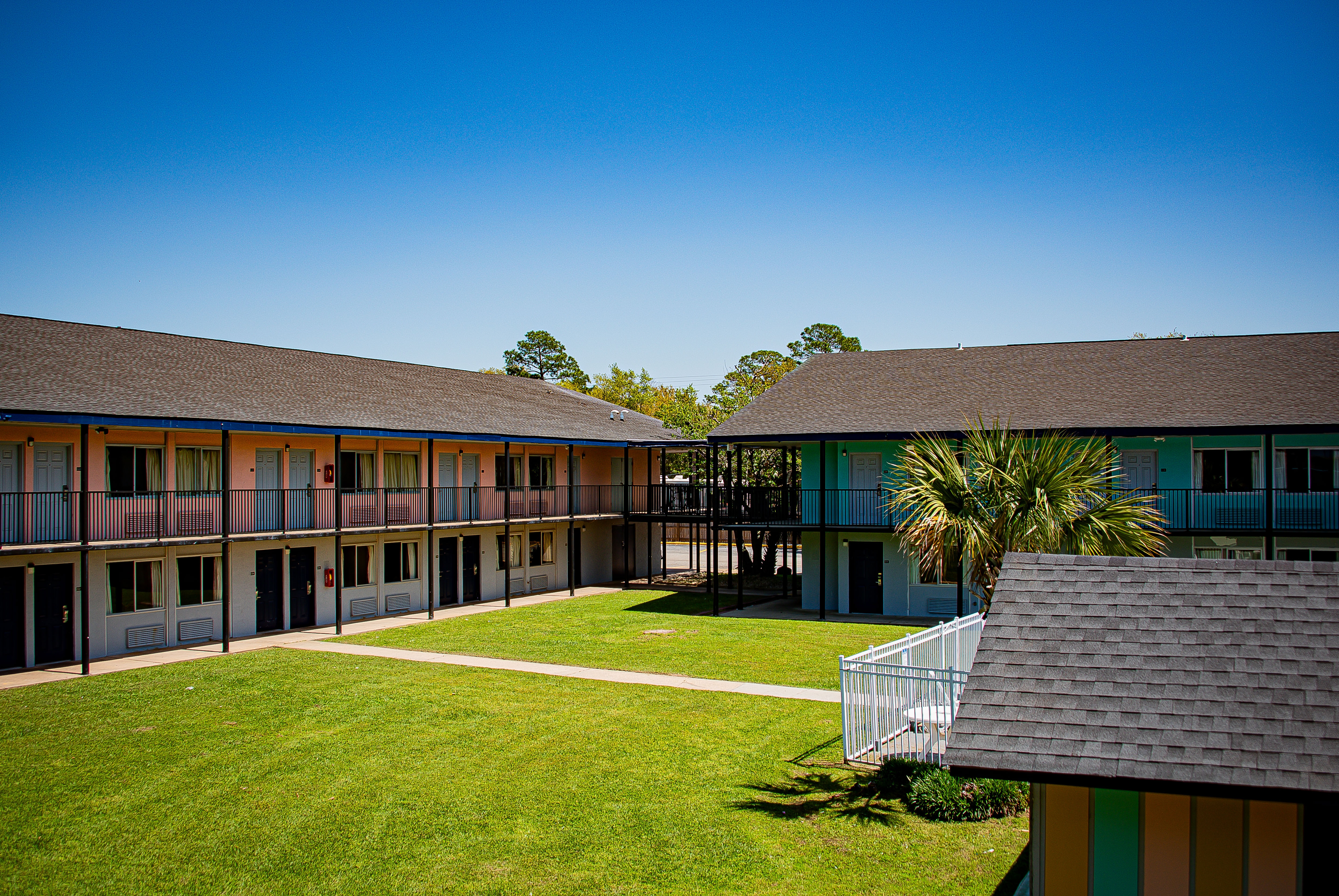 Back Exterior Image of Super 8 by Wyndham Biloxi hotel in Biloxi, Mississippi