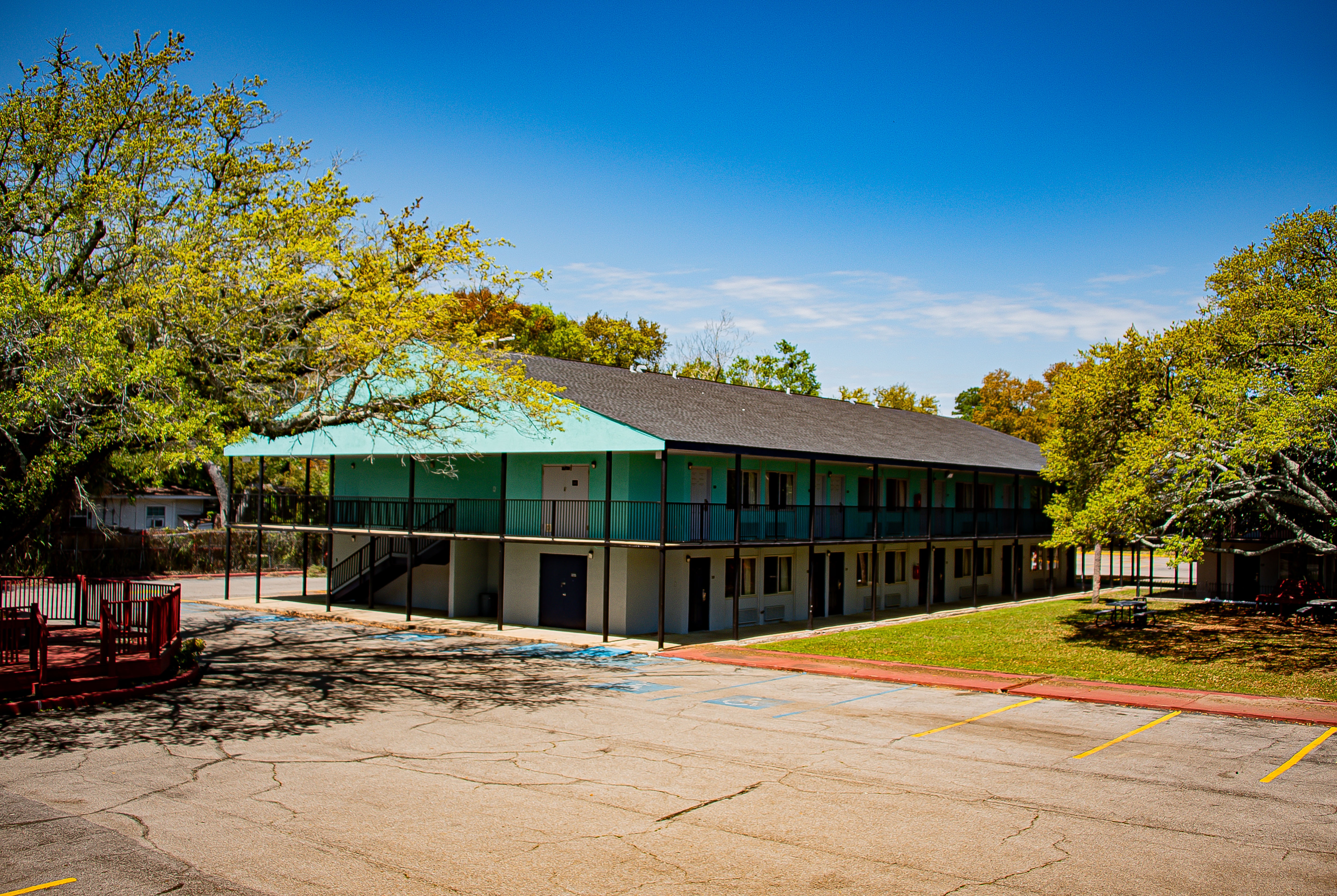 Back Exterior Image of Super 8 by Wyndham Biloxi hotel in Biloxi, Mississippi