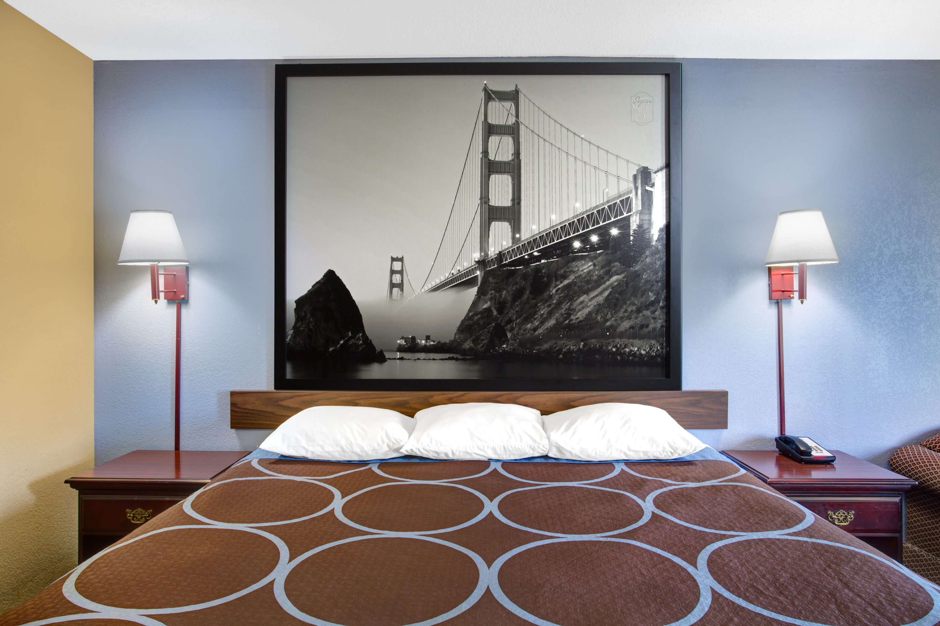 Guest room at the Super 8 by Wyndham Booneville in Booneville, Mississippi