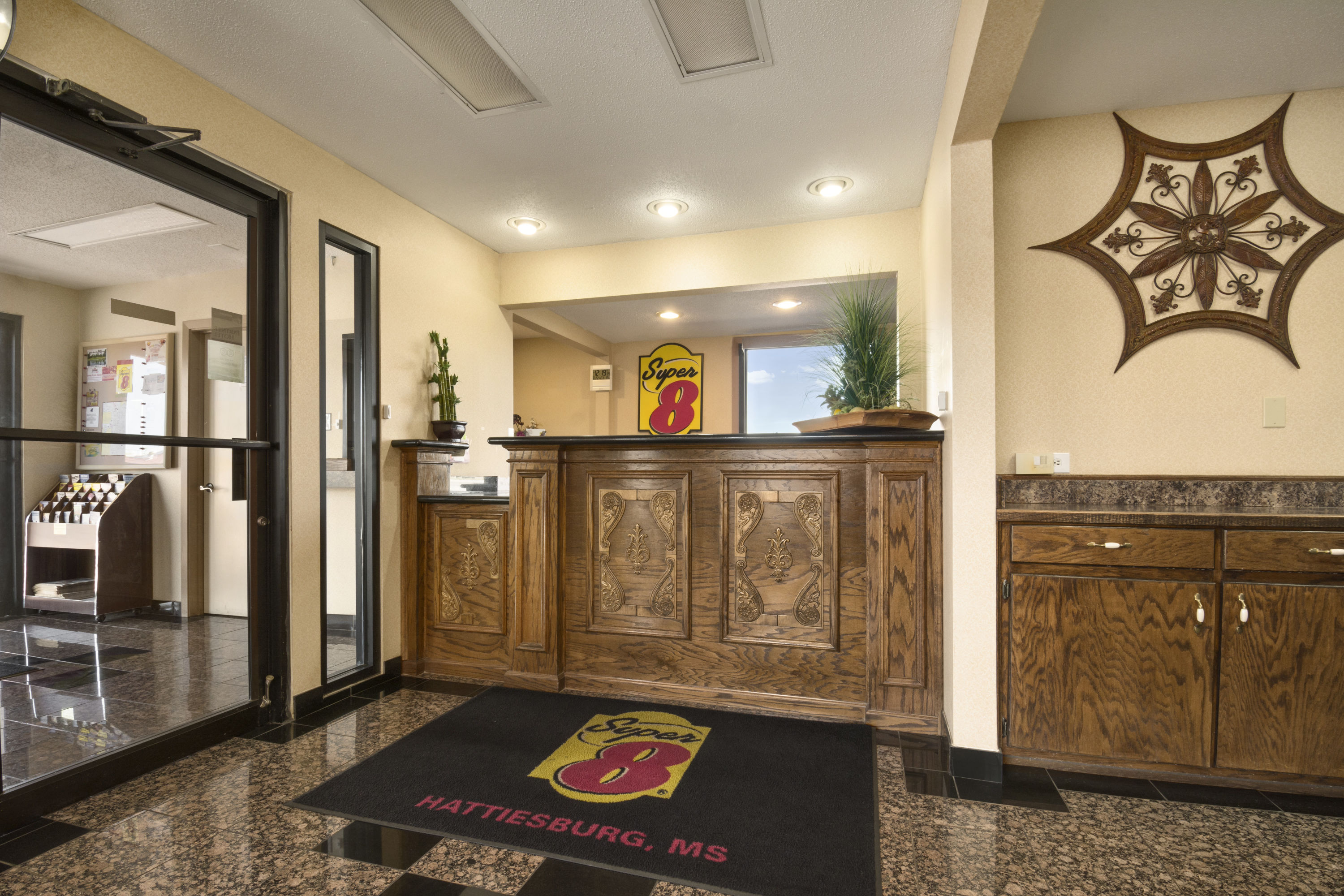 Super 8 By Wyndham Hattiesburg North Hattiesburg Ms Hotels