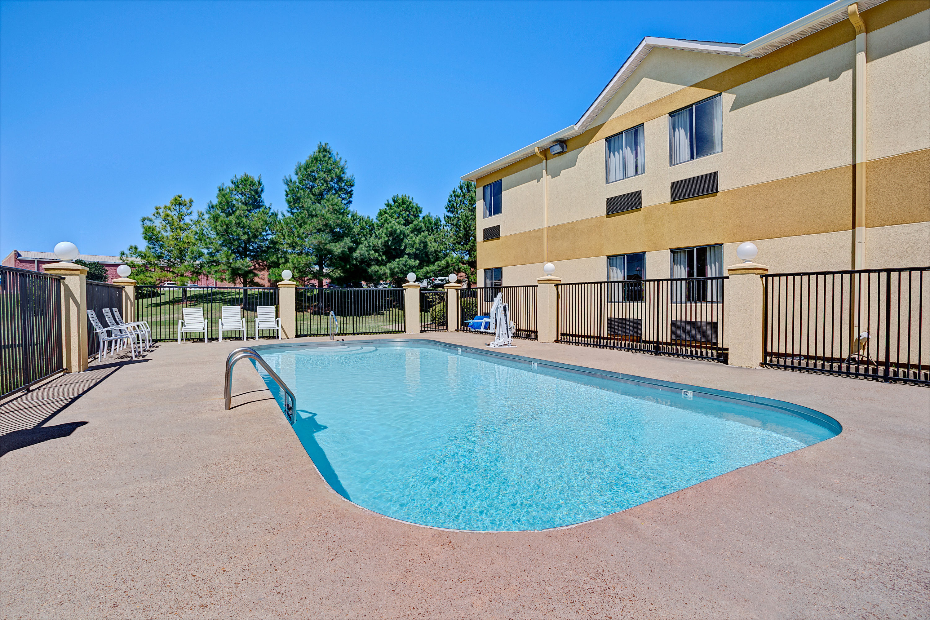 Super 8 by Wyndham Hernando Hernando Hotels, MS 38632