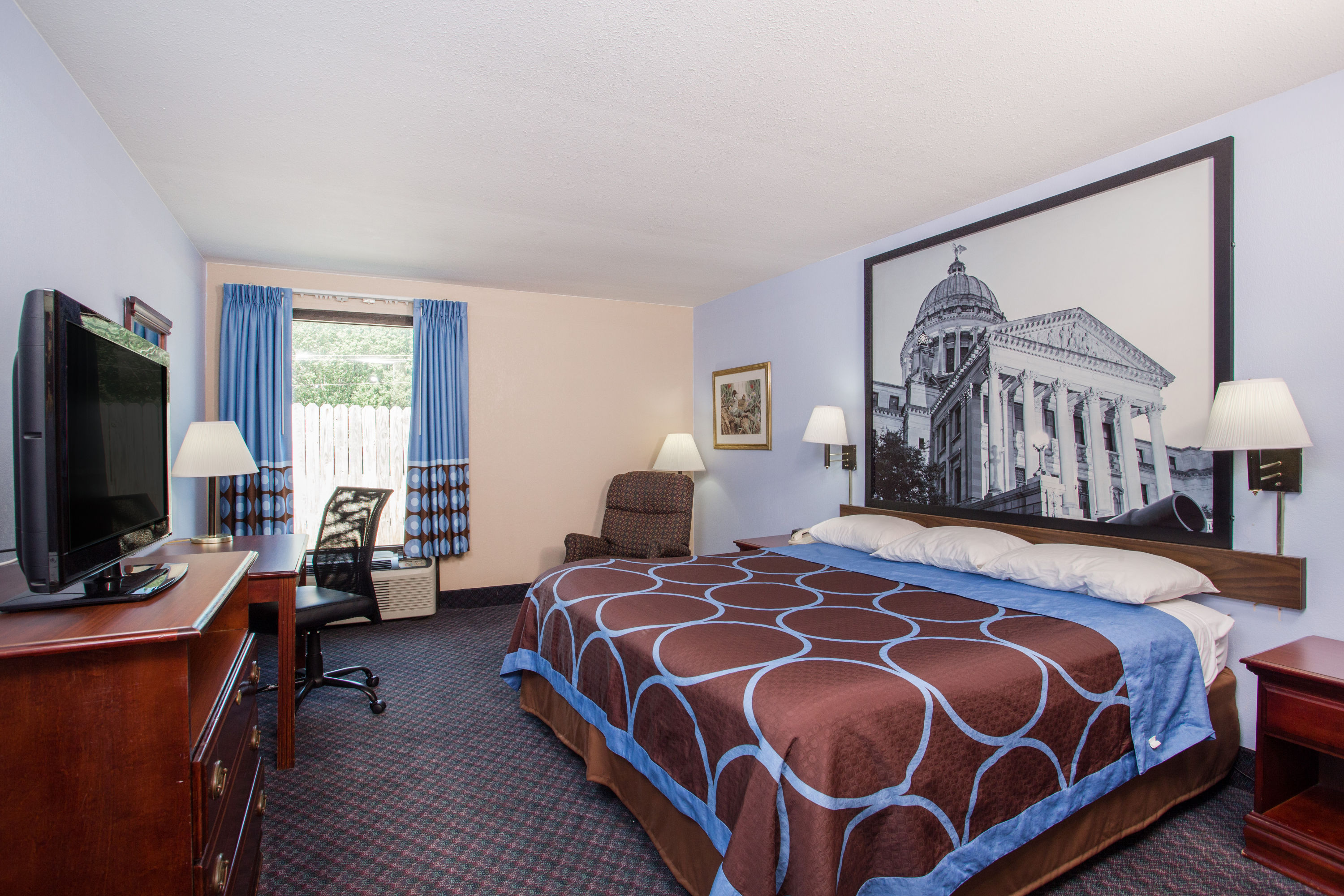Guest room at the Super 8 by Wyndham Indianola in Indianola, Mississippi