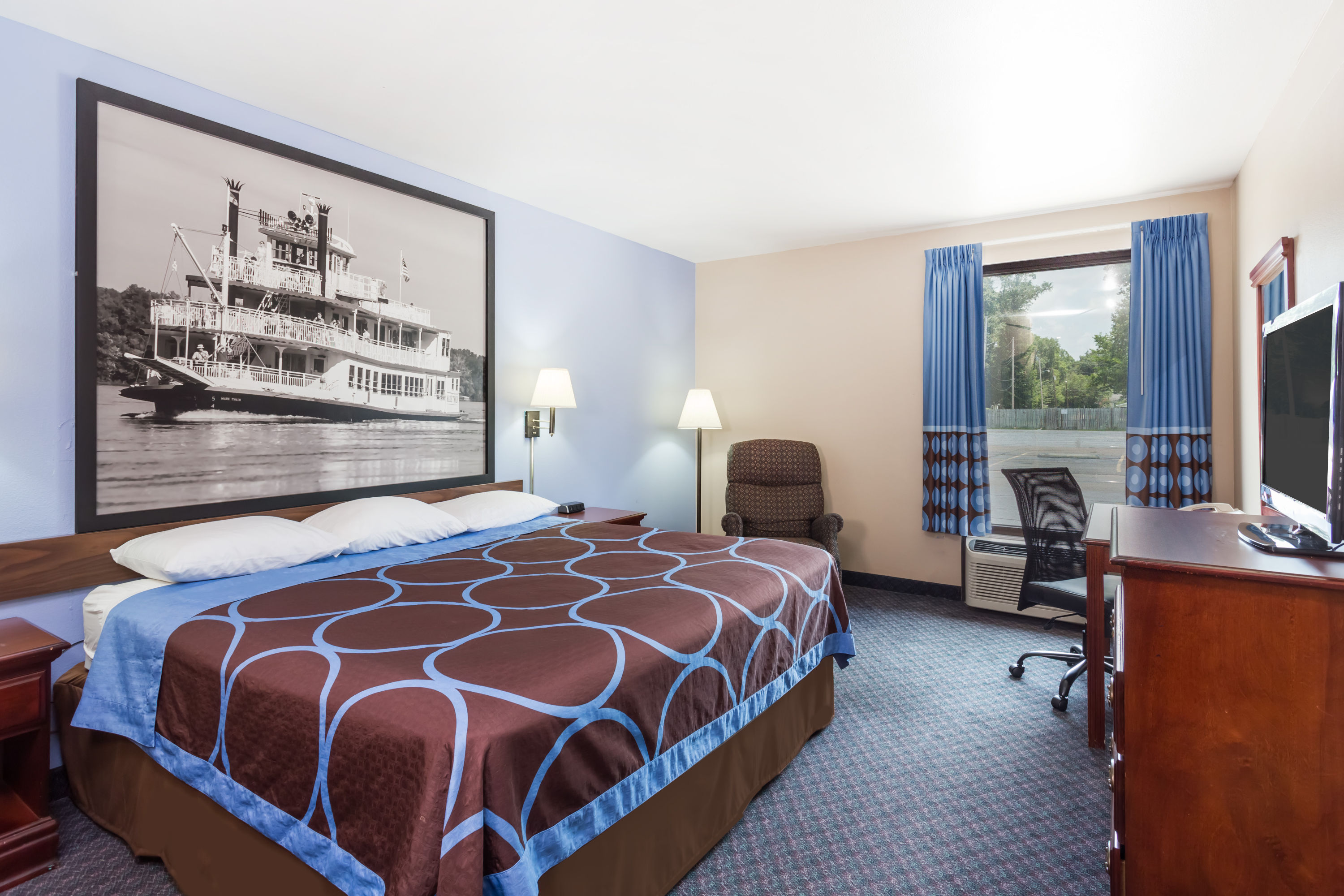 Guest room at the Super 8 by Wyndham Indianola in Indianola, Mississippi