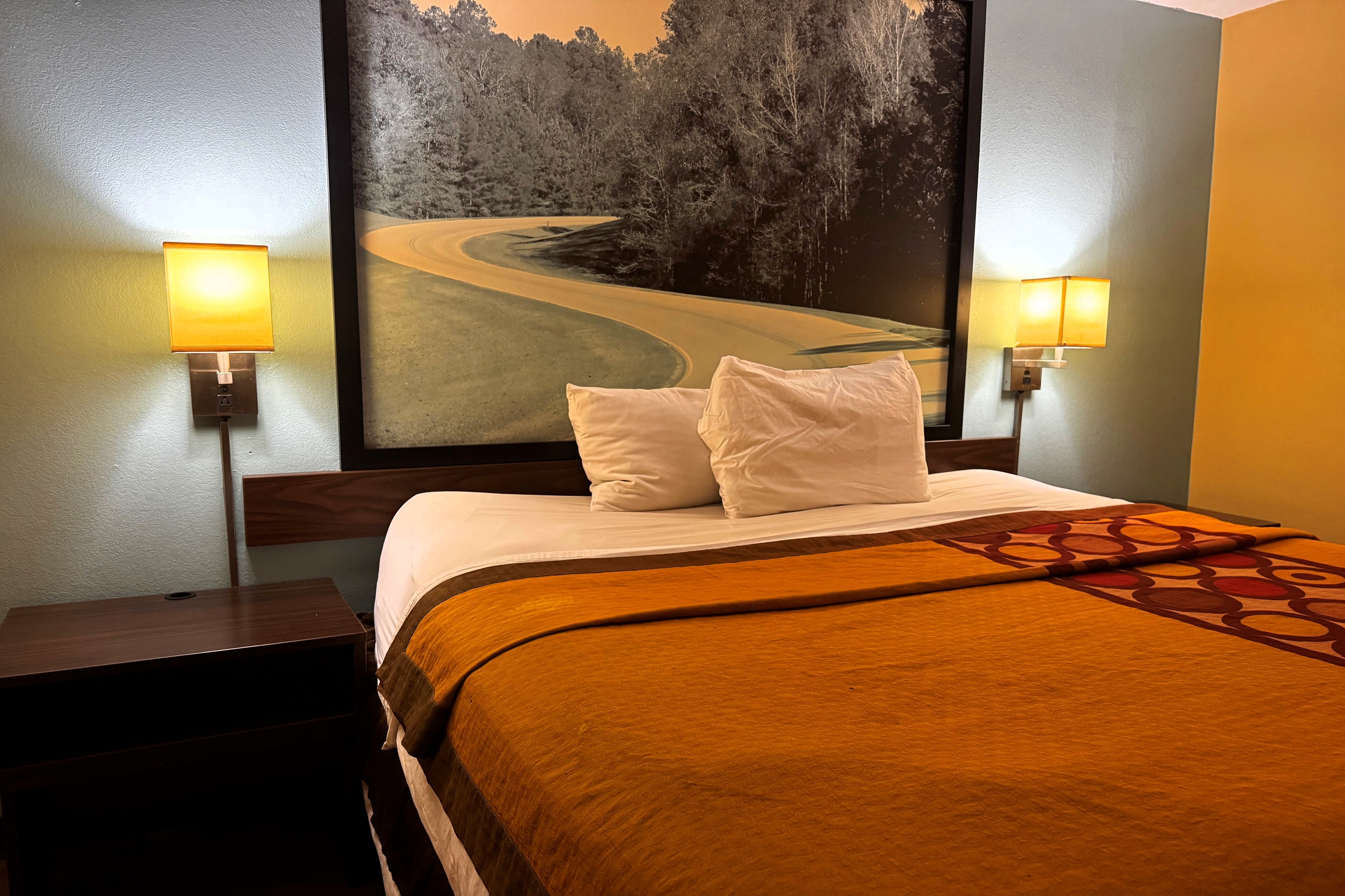 Guest room at the Super 8 by Wyndham Jackson/Ridgeland in Jackson, Mississippi