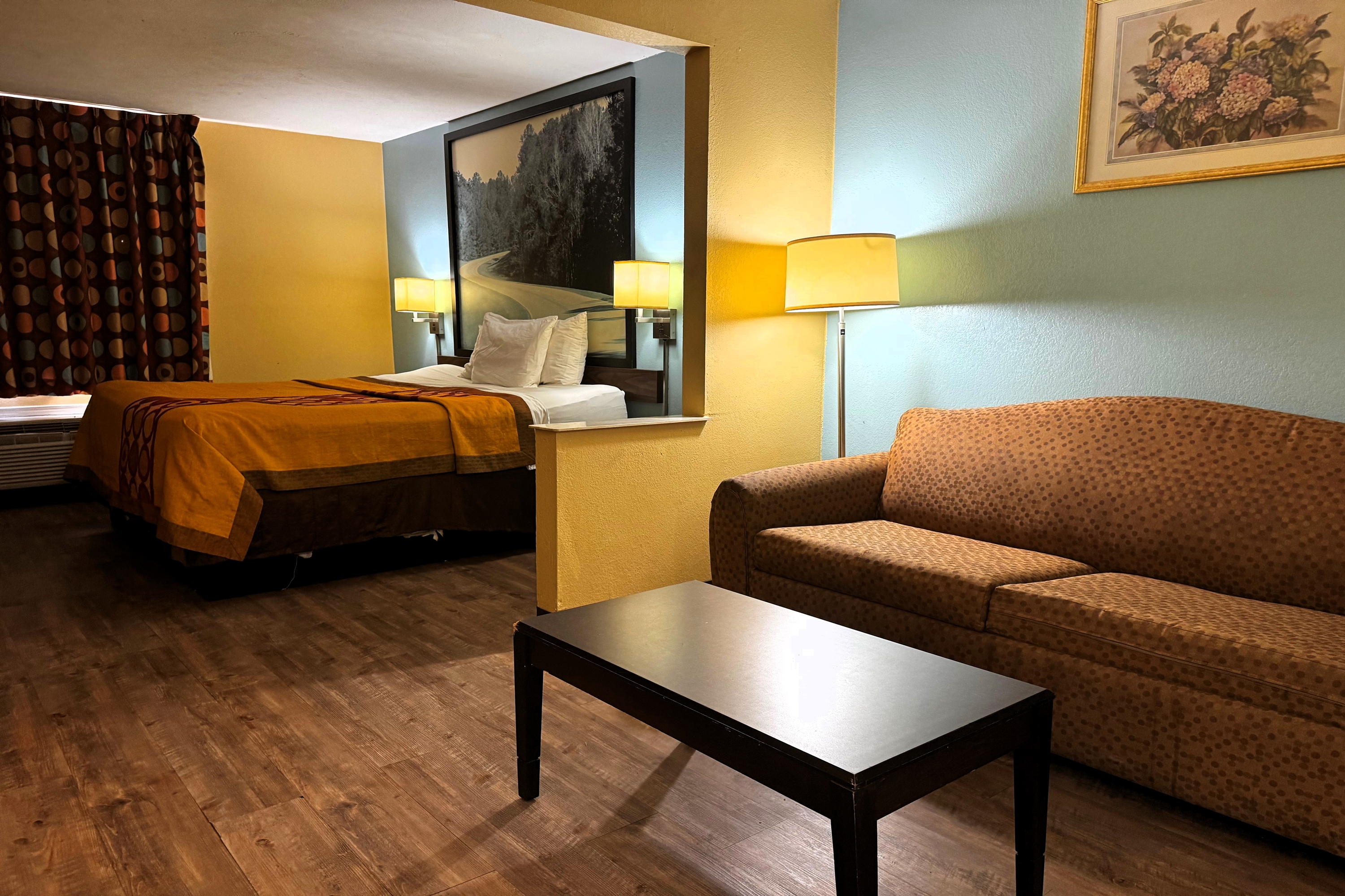 Guest room at the Super 8 by Wyndham Jackson/Ridgeland in Jackson, Mississippi