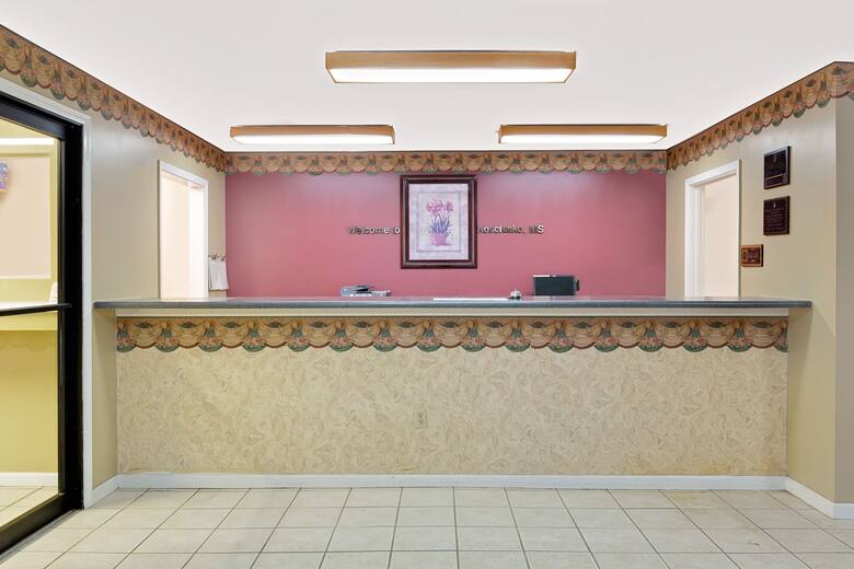 Super 8 Kosciusko hotel lobby in Kosciusko, Mississippi