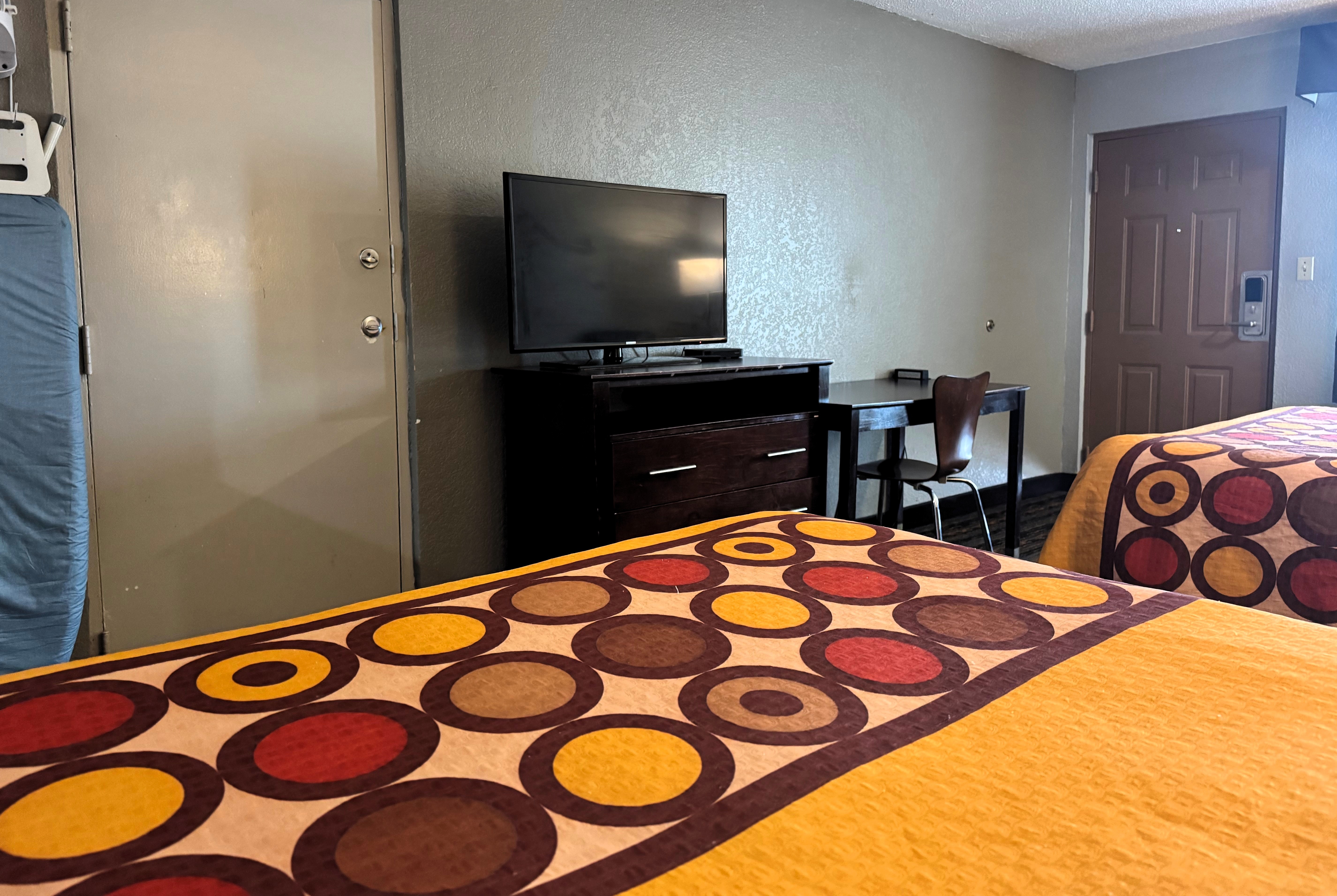 Guest room at the Super 8 by Wyndham Meridian in Meridian, Mississippi