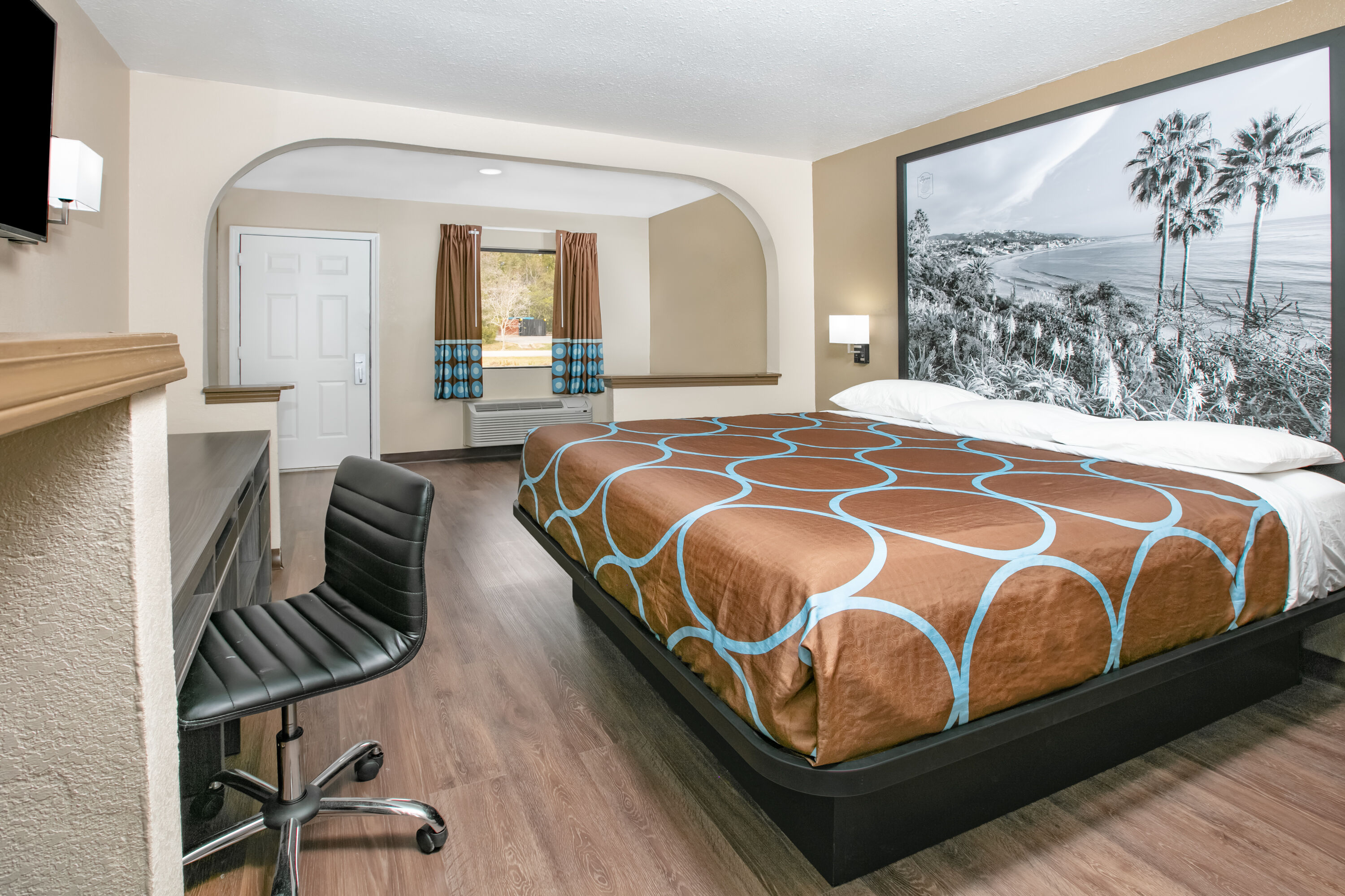 Guest room at the Super 8 by Wyndham Moss Point in Moss Point, Mississippi