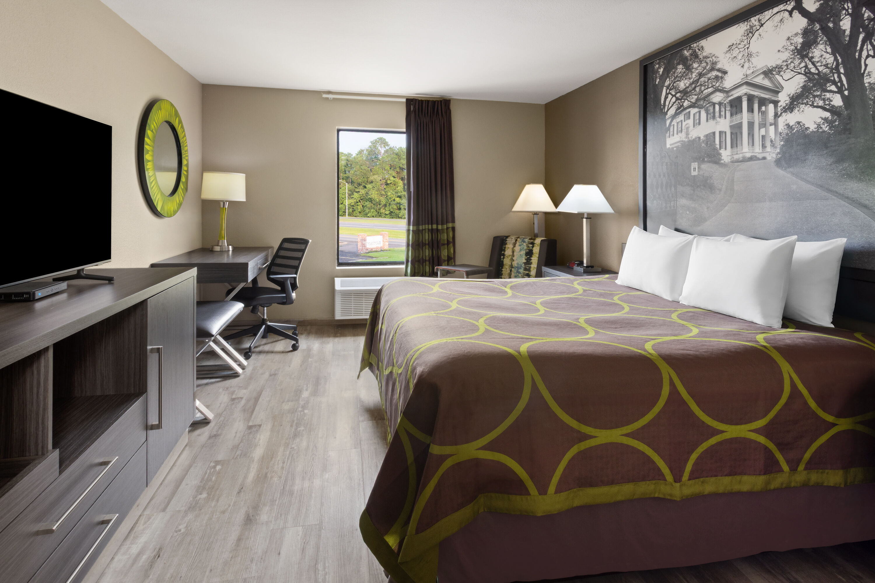 Guest room at the Super 8 by Wyndham Pascagoula in Pascagoula, Mississippi