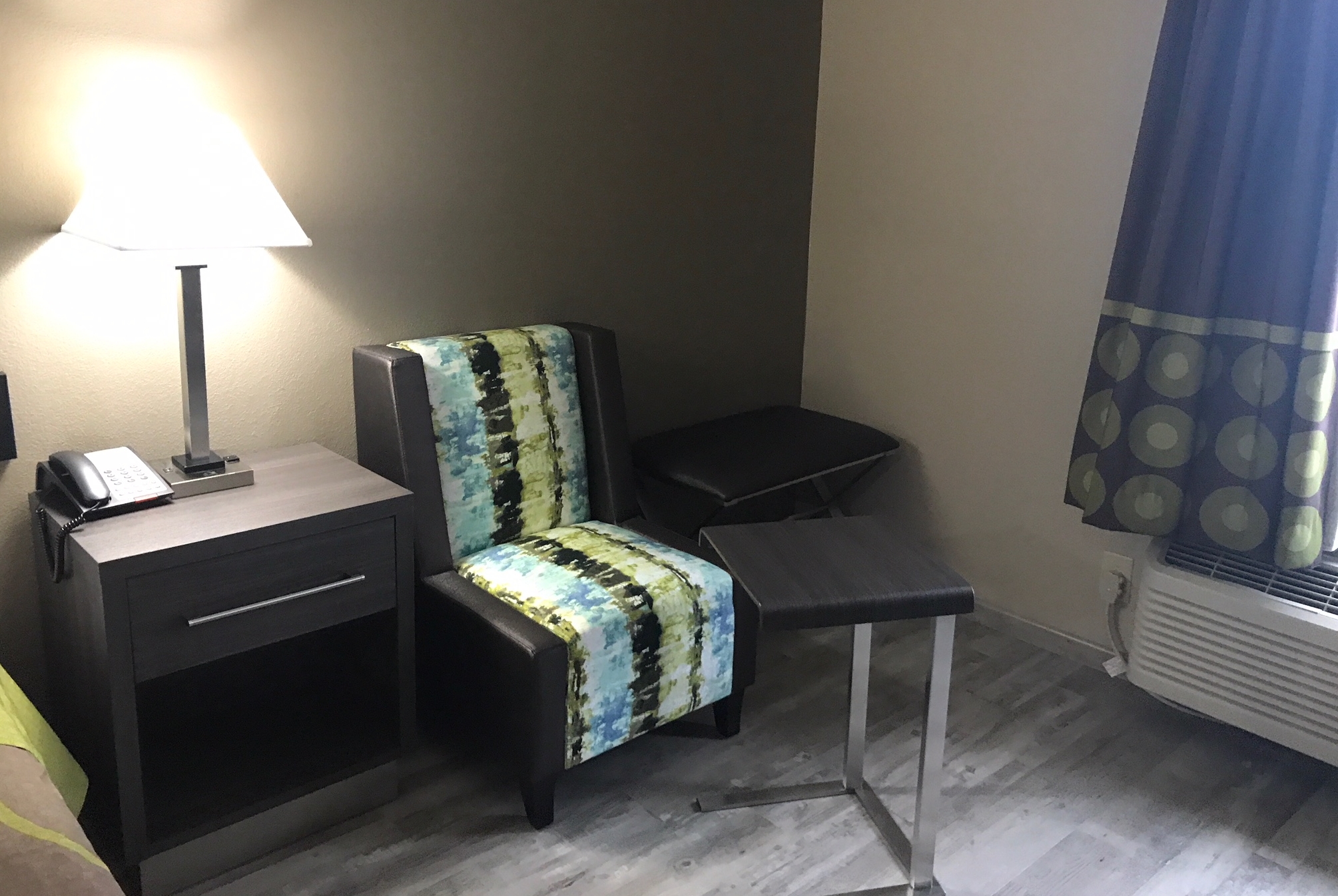 Guest room at the Super 8 by Wyndham Pascagoula in Pascagoula, Mississippi