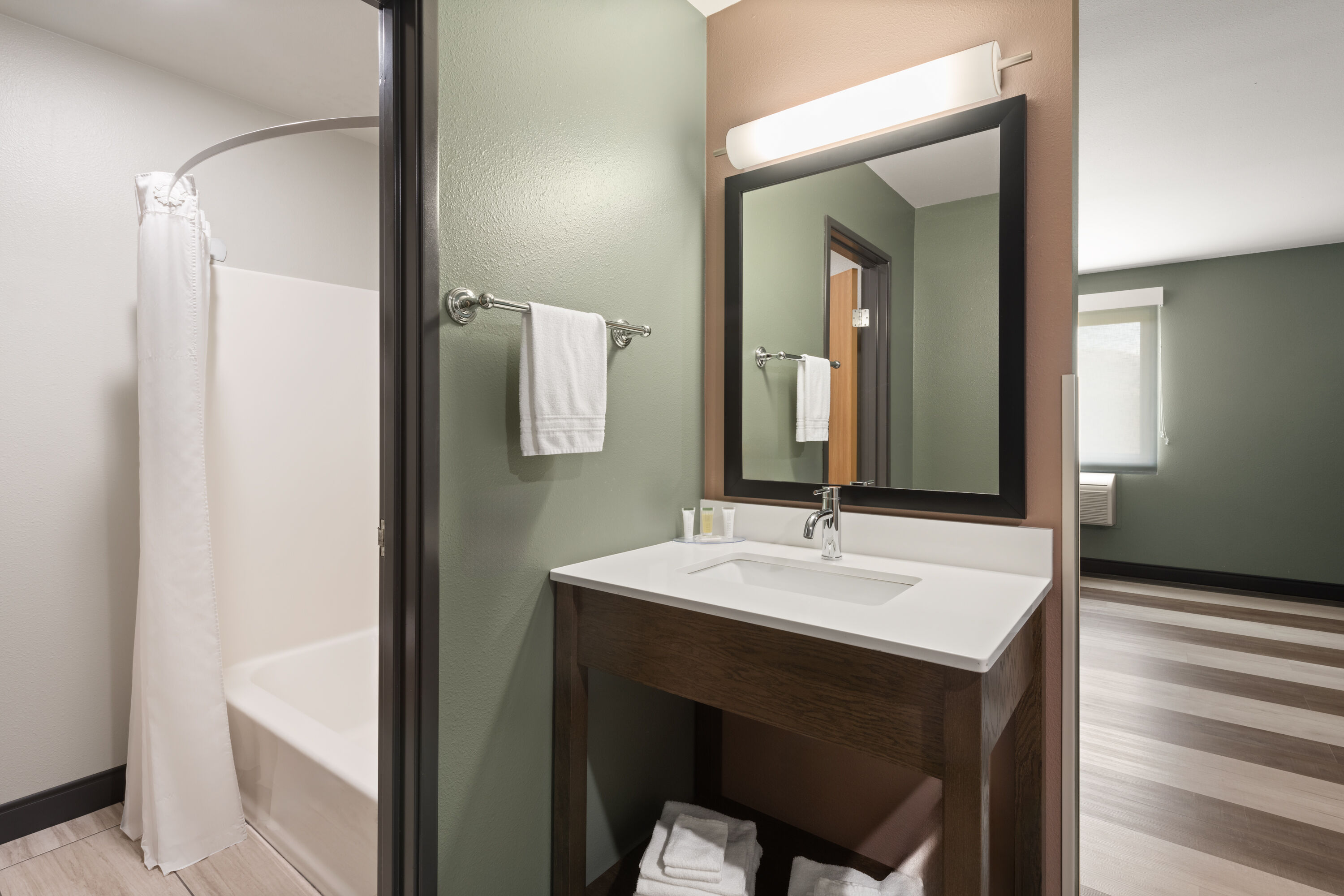 Guest room bath at the Super 8 by Wyndham Big Timber in Big Timber, Montana