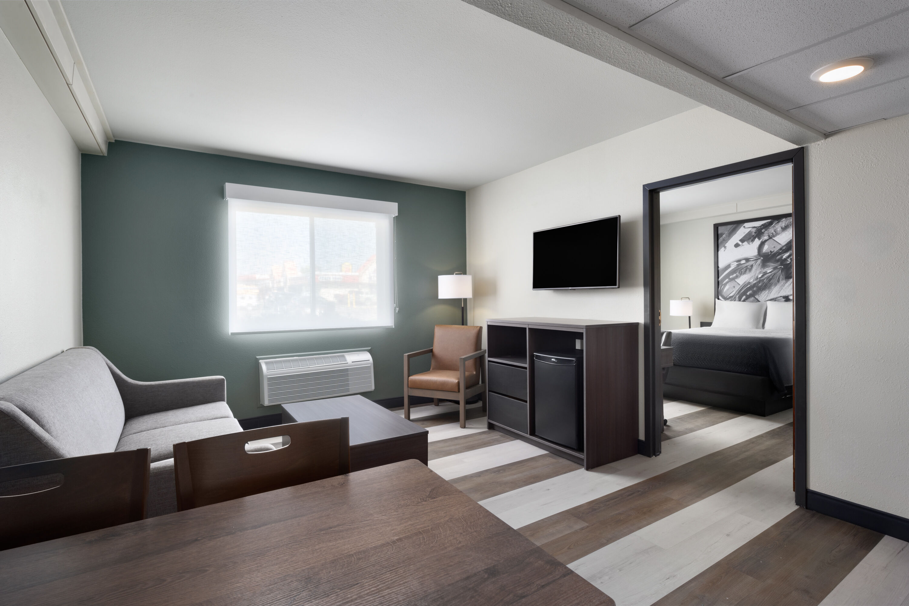 Super 8 by Wyndham Columbus Columbus, MT Hotels