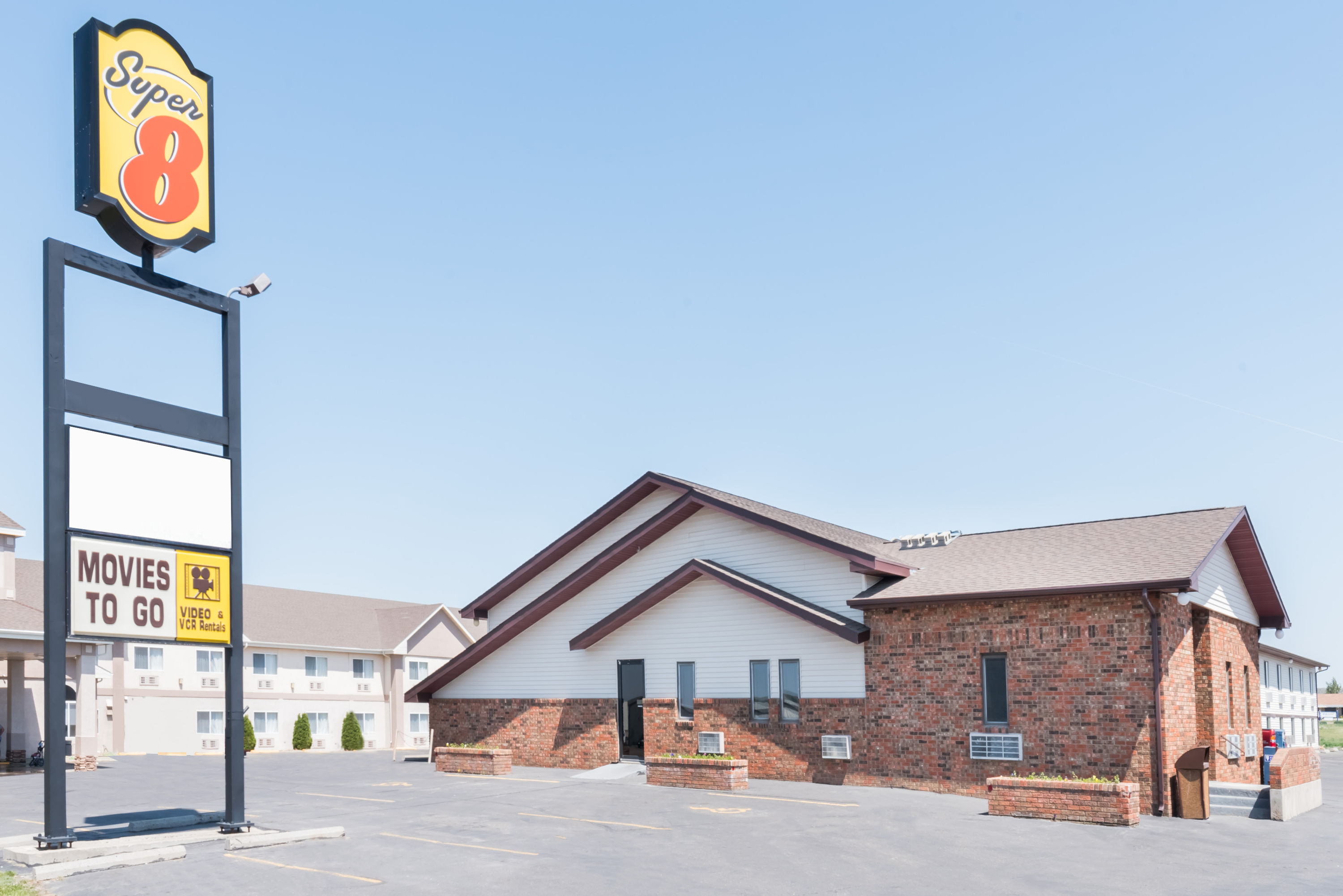 Super 8 By Wyndham Glendive Glendive Mt Hotels