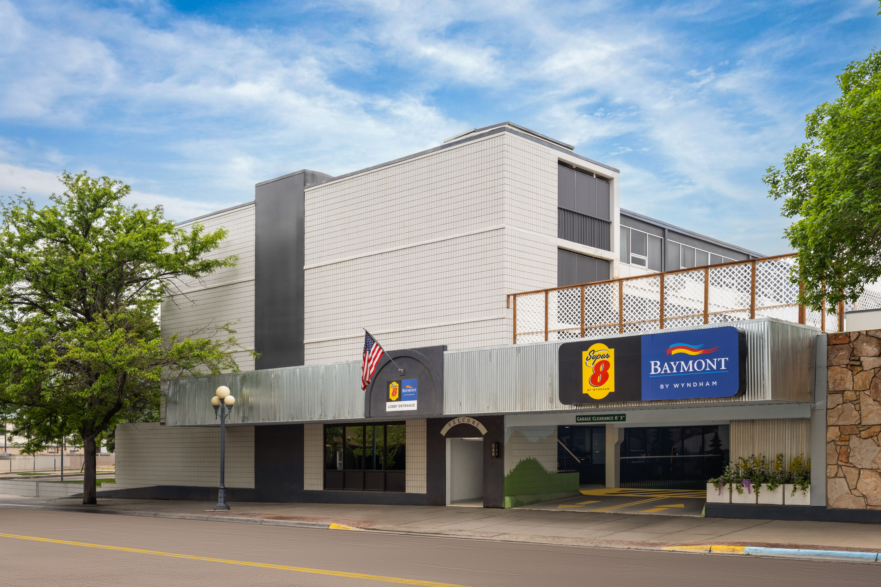 Exterior Day Image of Super 8 by Wyndham Great Falls City Center hotel in Great Falls, Montana