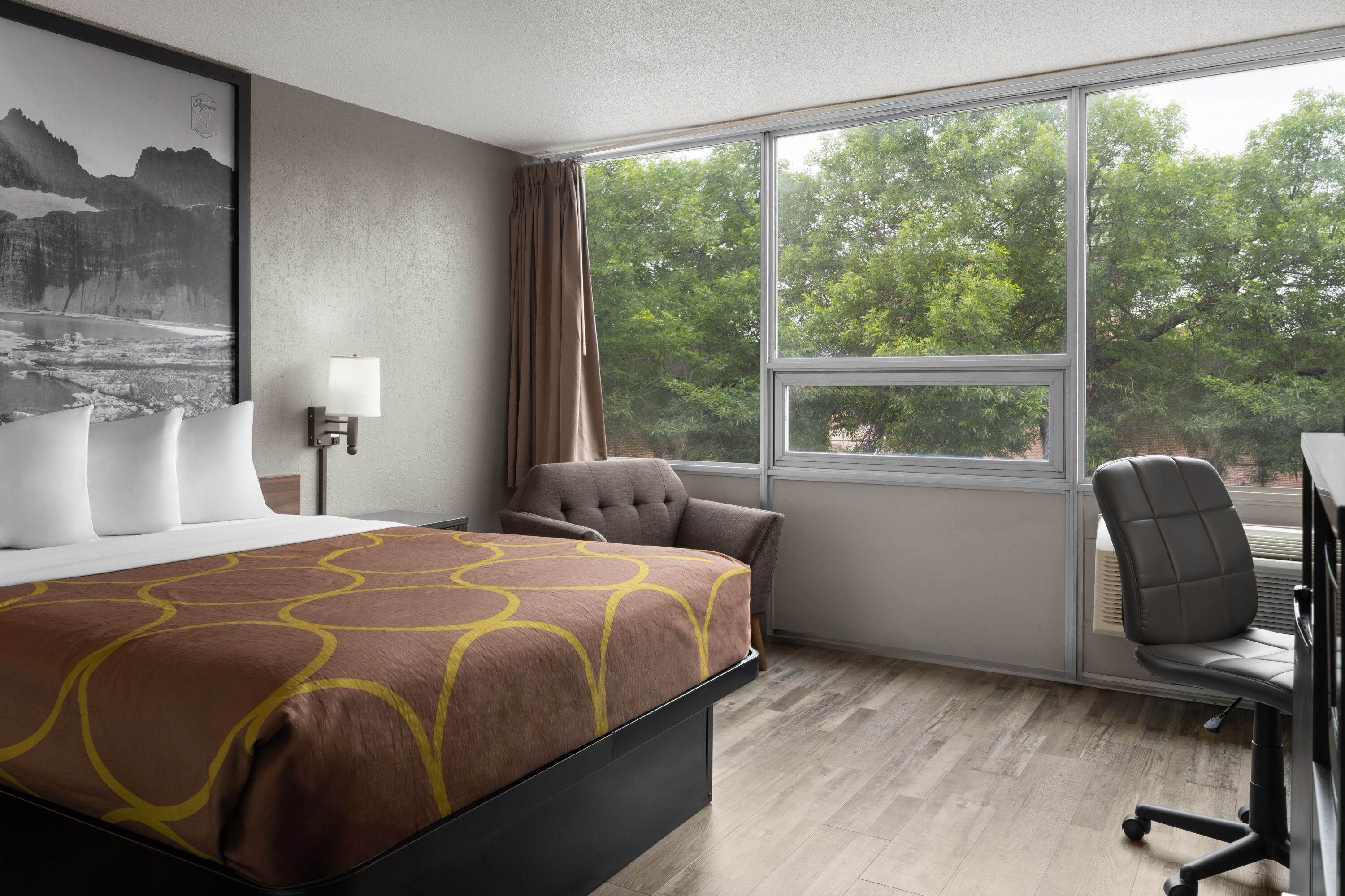 Guest room at the Super 8 by Wyndham Great Falls City Center in Great Falls, Montana