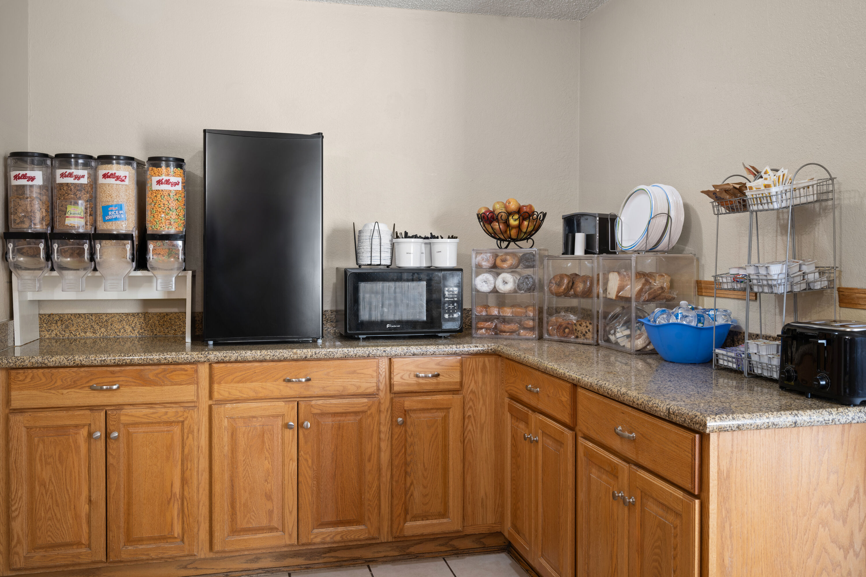 Free breakfast at Super 8 by Wyndham Lewistown in Lewistown, Montana