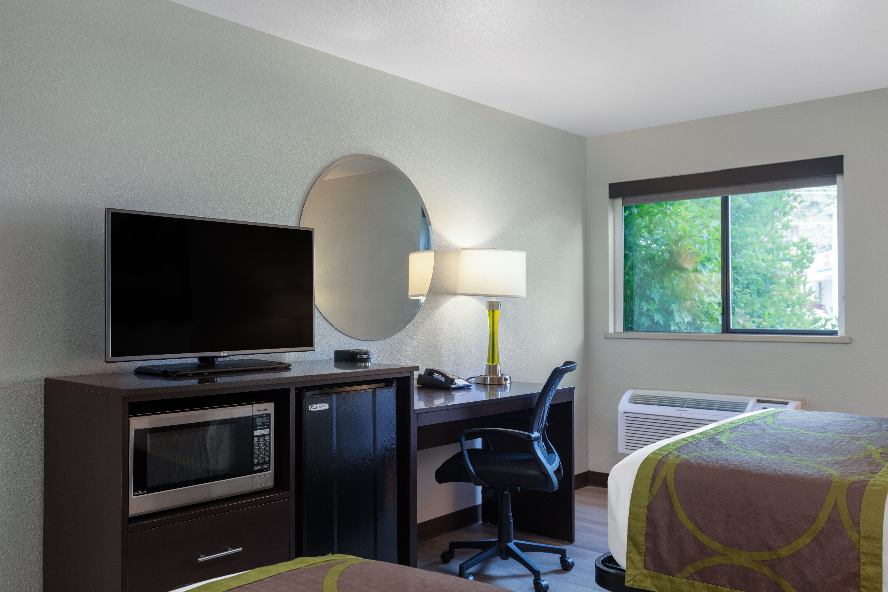 Super 8 by Wyndham St. Regis Saint Regis, MT Hotels