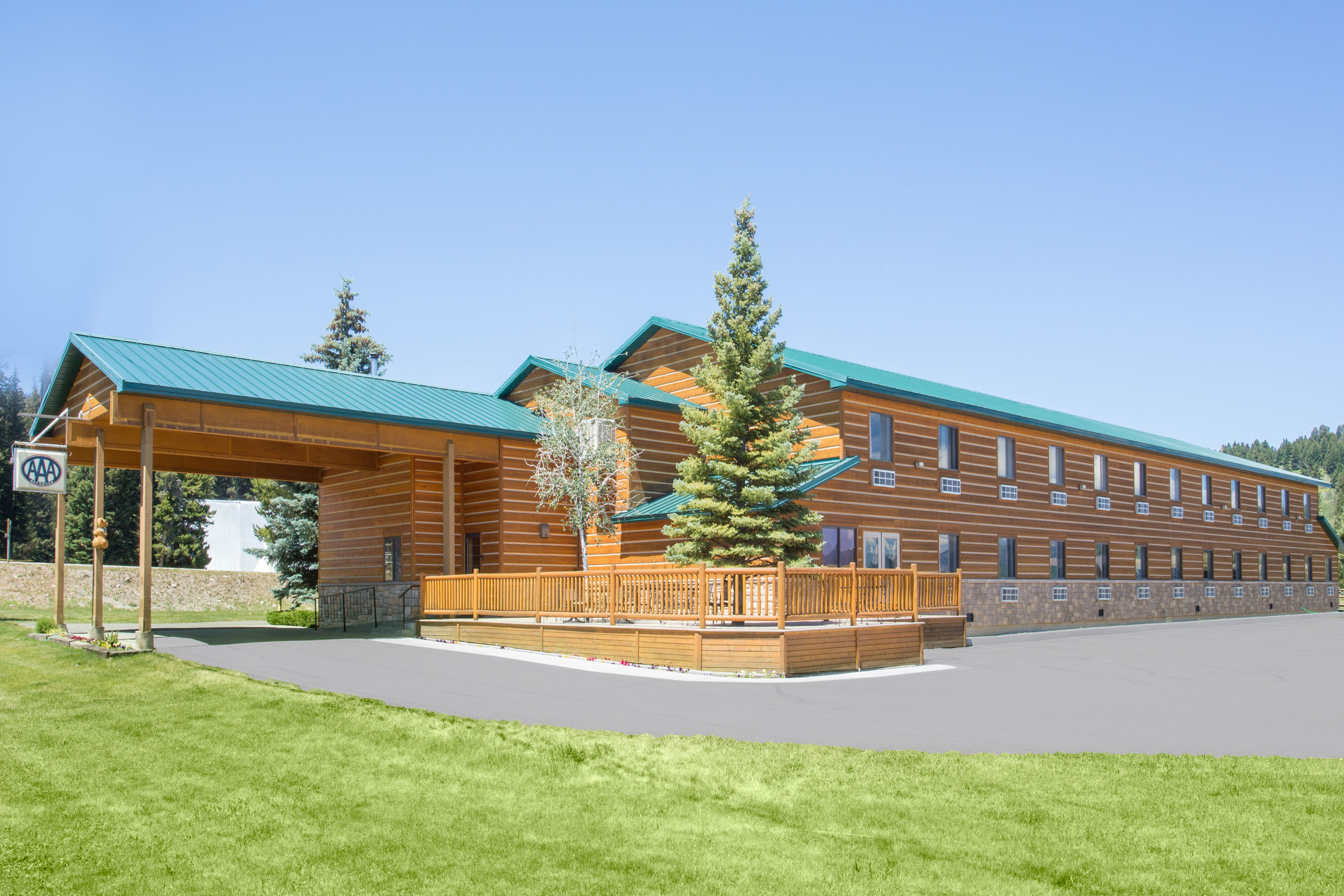 Super 8 by Wyndham West Yellowstone West Yellowstone, MT Hotels