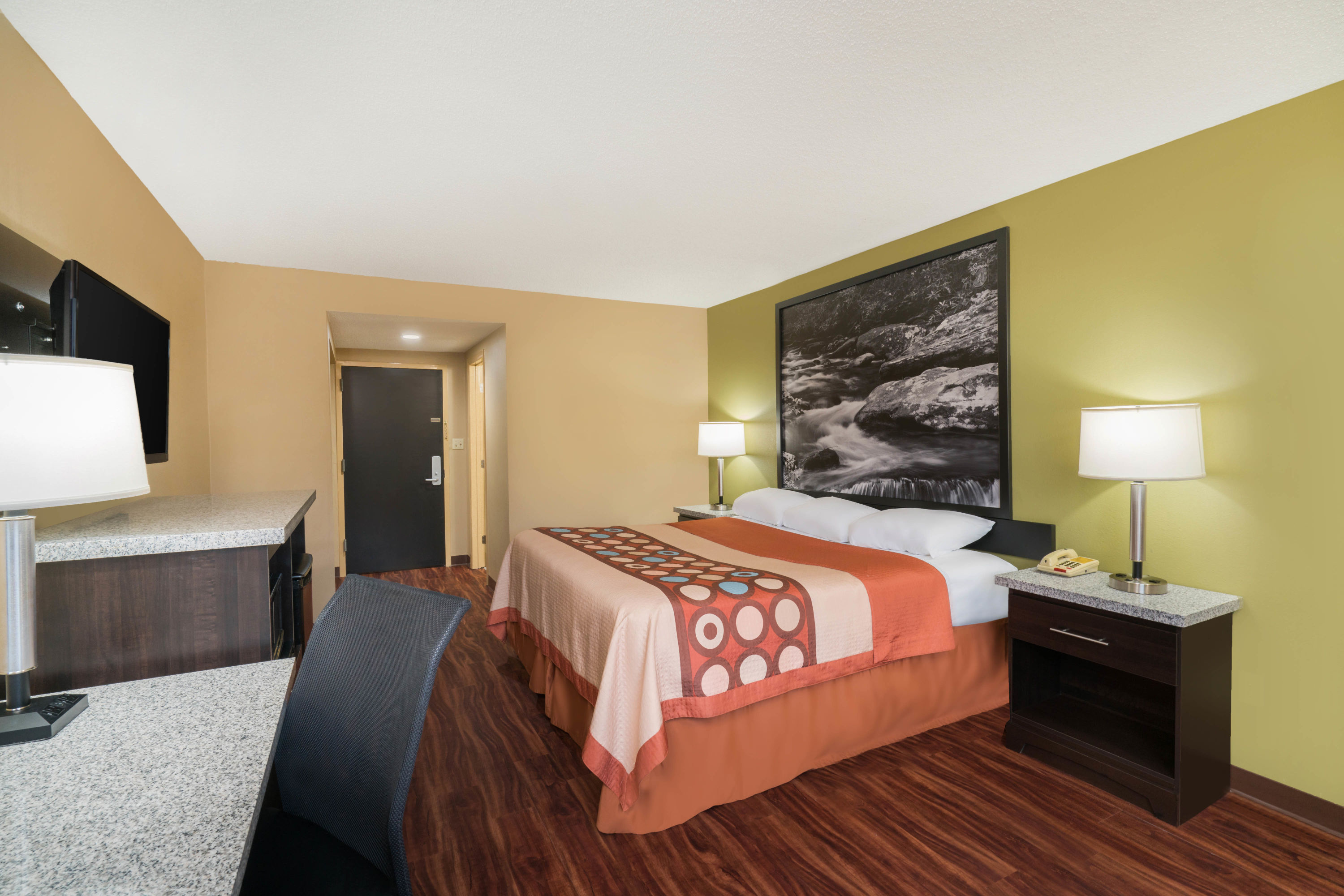 Super 8 By Wyndham Raleigh North East Raleigh Nc Hotels