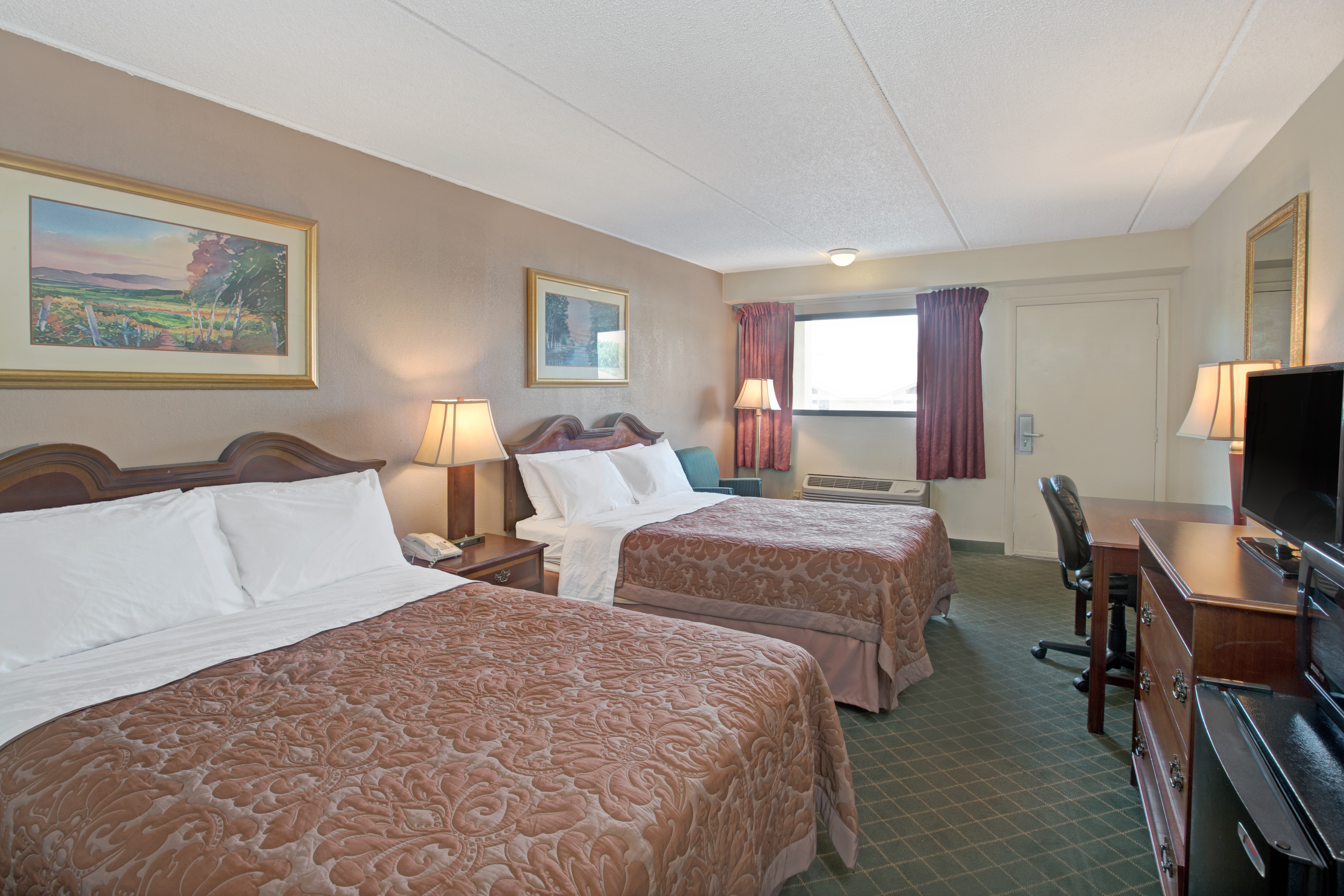 Guest room at the Super 8 by Wyndham Shelby in Shelby, North Carolina