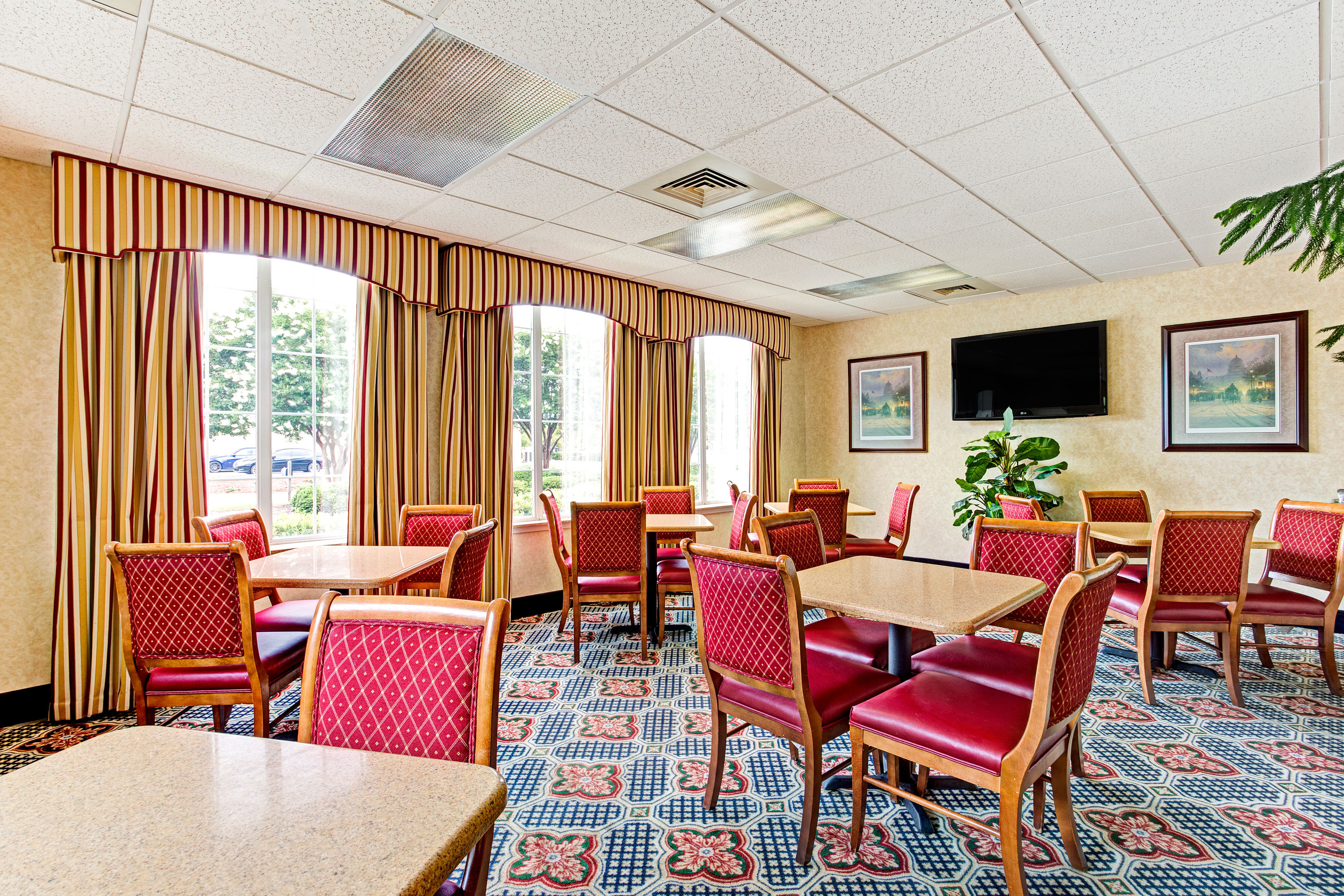 Super 8 by Wyndham Smithfield/Selma | Smithfield, NC Hotels