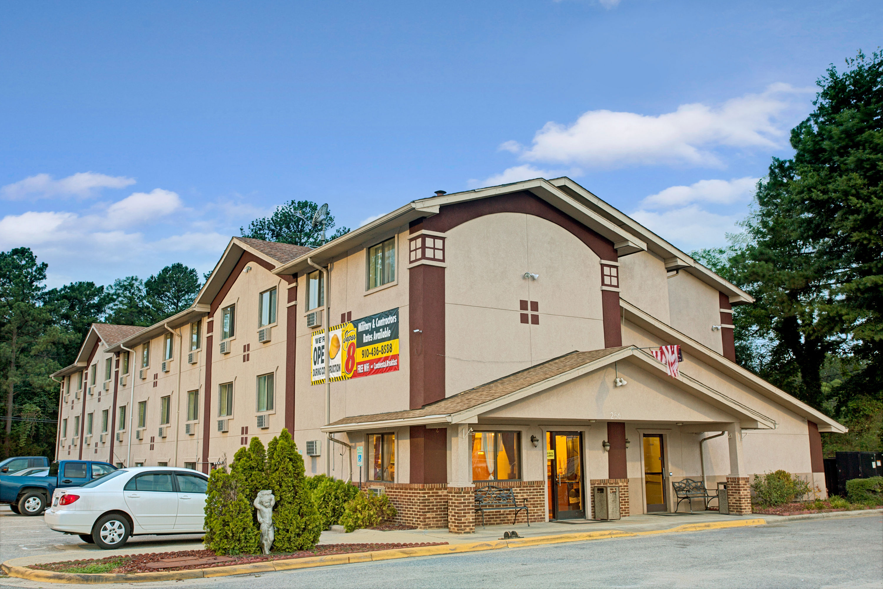 Super 8 by Wyndham Spring Lake/ Fort Bragg Spring Lake, NC Hotels